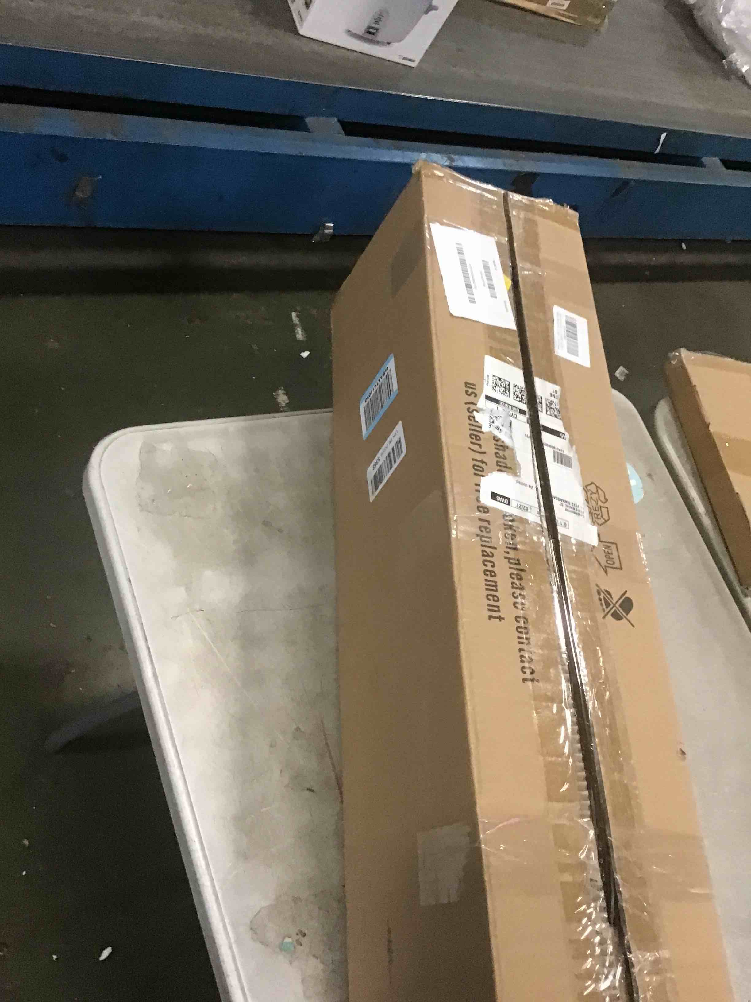 https://s3.amazonaws.com/lotting-images-prod/bidfta/GRA1880101_1742827061618.jpeg