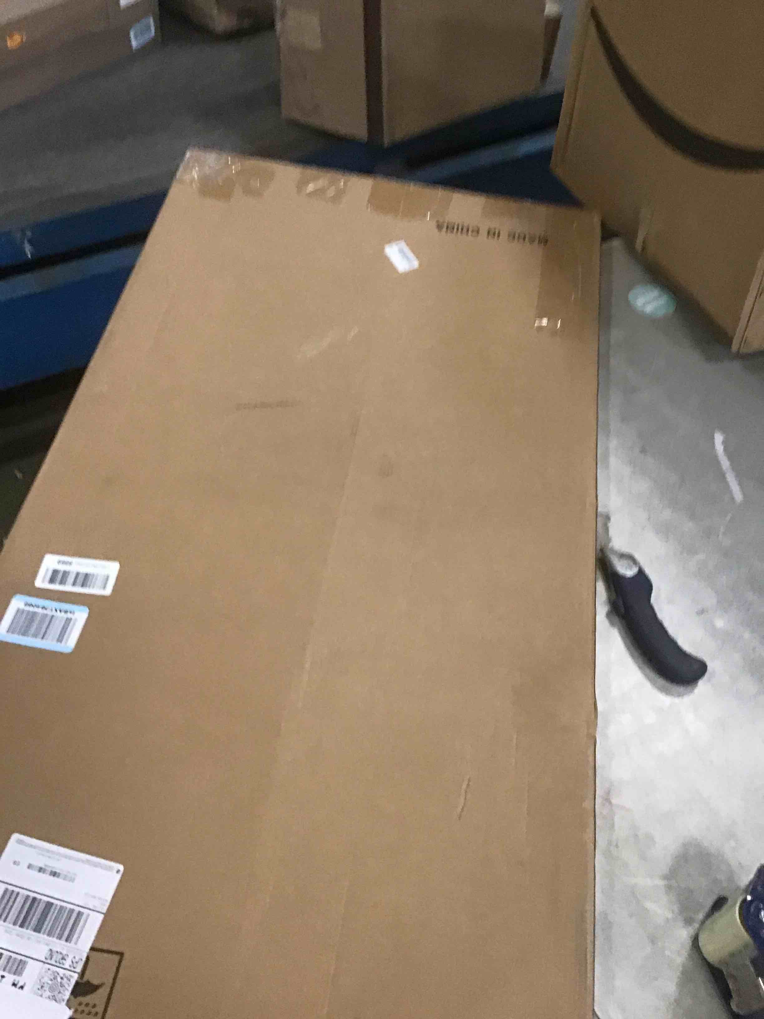 https://s3.amazonaws.com/lotting-images-prod/bidfta/GRA1880239_1742841783486.jpeg