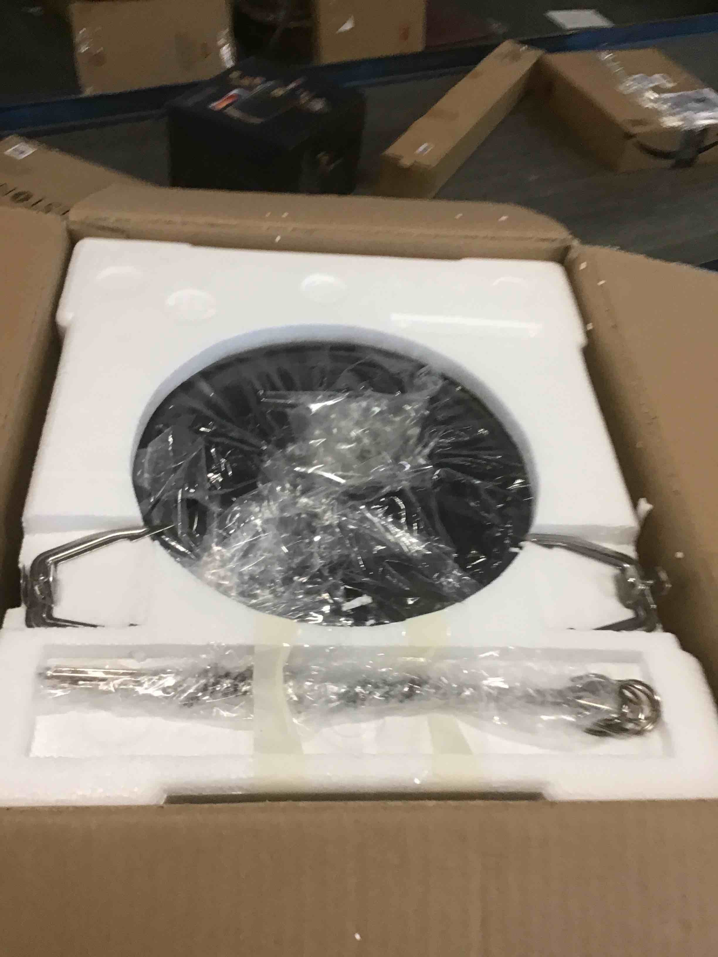 https://s3.amazonaws.com/lotting-images-prod/bidfta/GRA1880696_1743005690429.jpeg