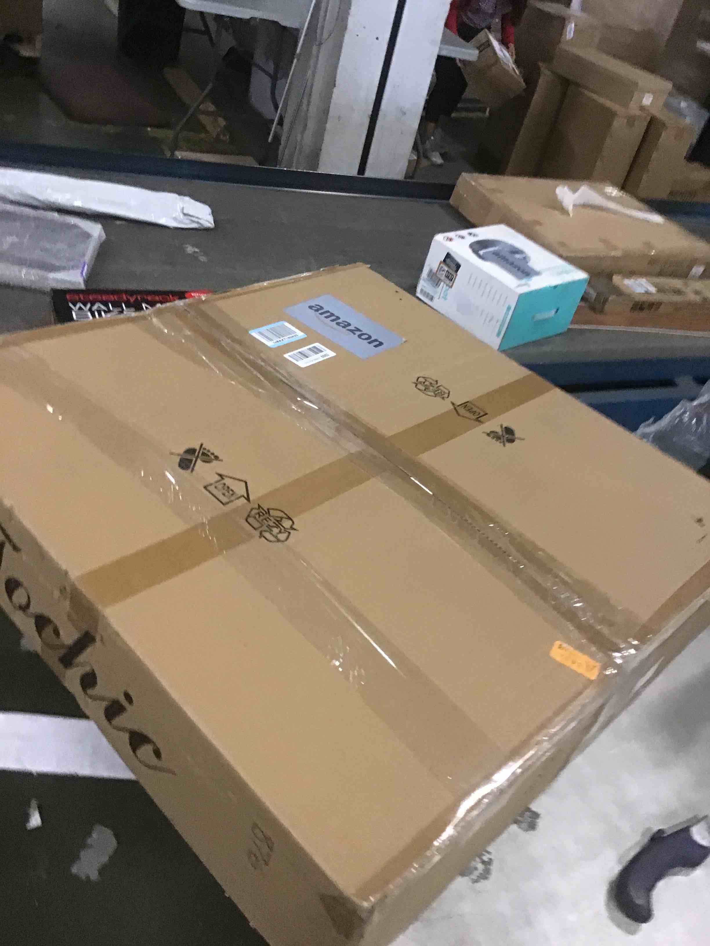 https://s3.amazonaws.com/lotting-images-prod/bidfta/GRA1880897_1743173130328.jpeg