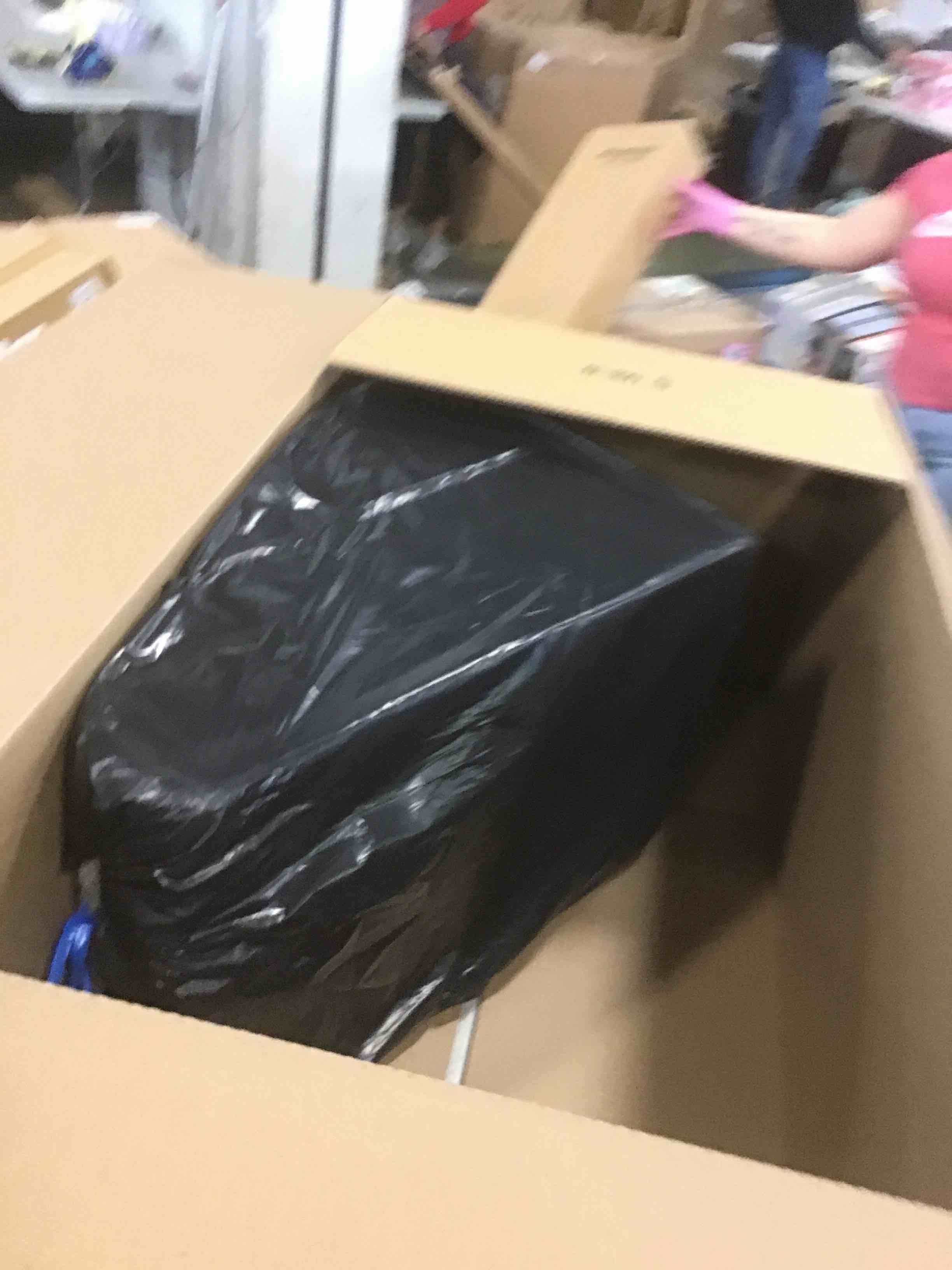 https://s3.amazonaws.com/lotting-images-prod/bidfta/GRA1880911_1743174217536.jpeg