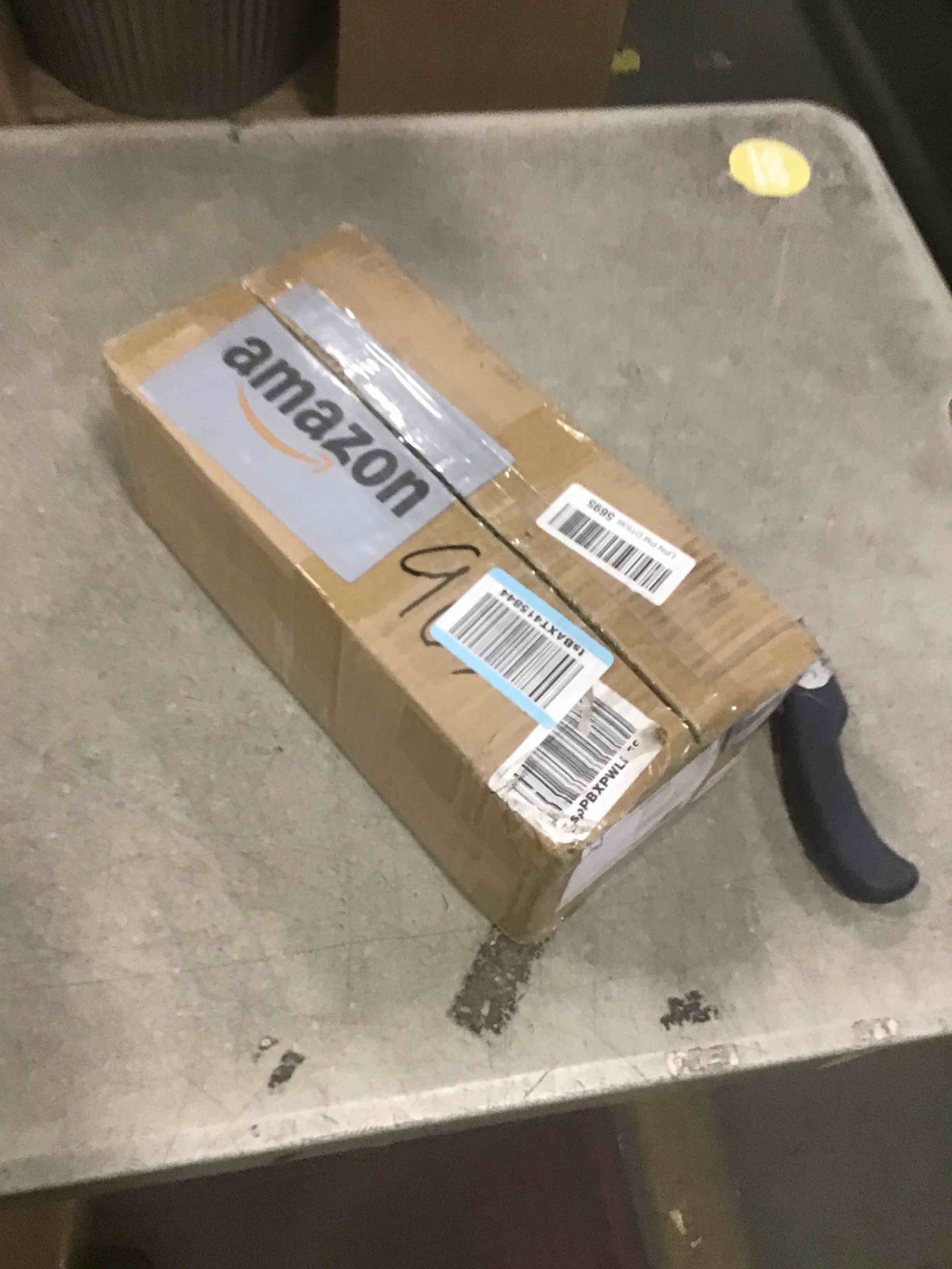 https://s3.amazonaws.com/lotting-images-prod/bidfta/GRA1881612_1743597360532.jpeg