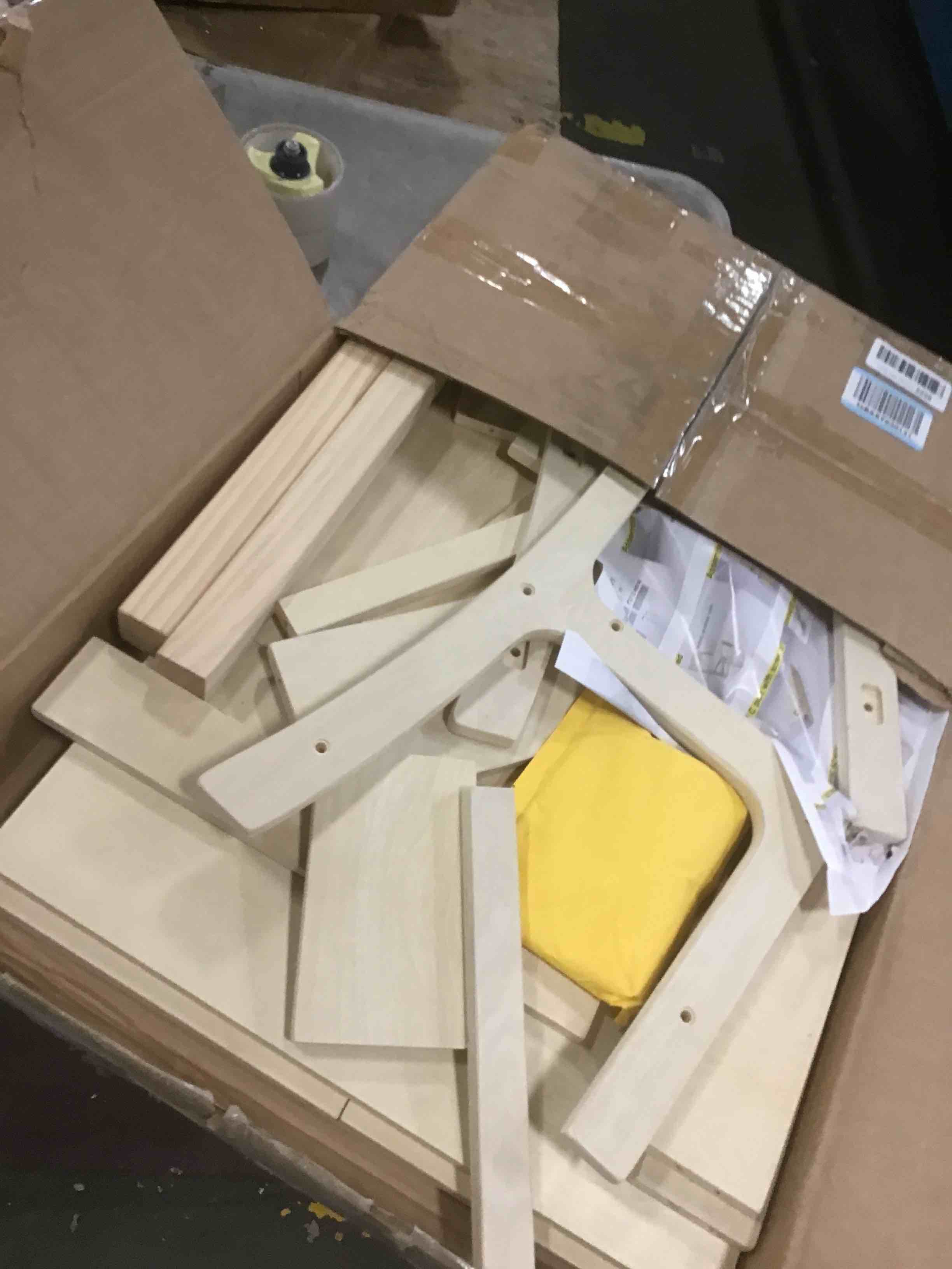 https://s3.amazonaws.com/lotting-images-prod/bidfta/GRA1881809_1743621637165.jpeg