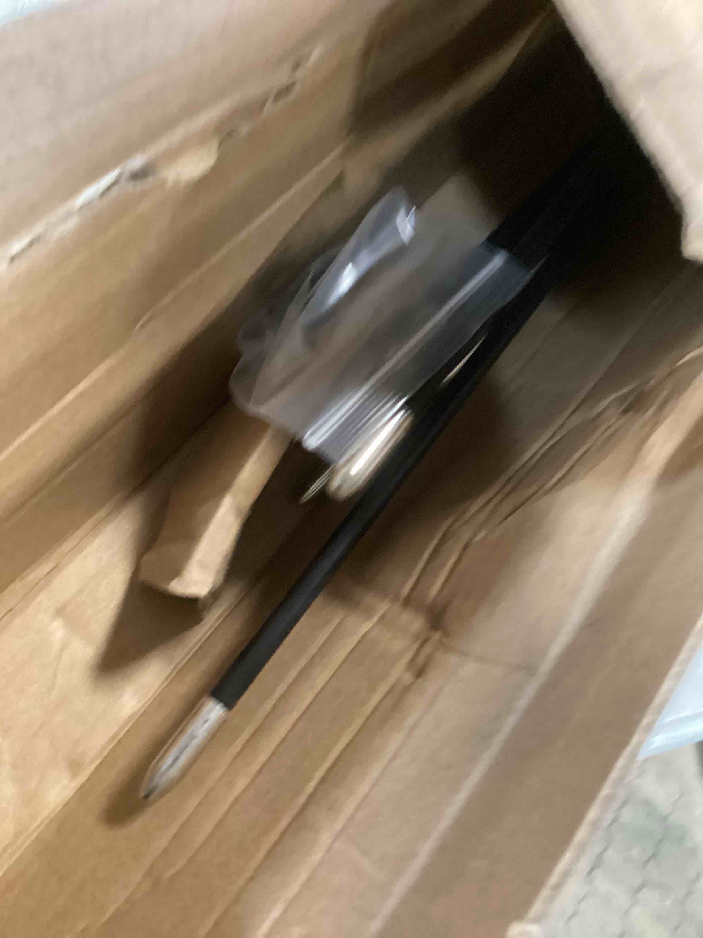 https://s3.amazonaws.com/lotting-images-prod/bidfta/GRA1882454_1736003909080.jpeg