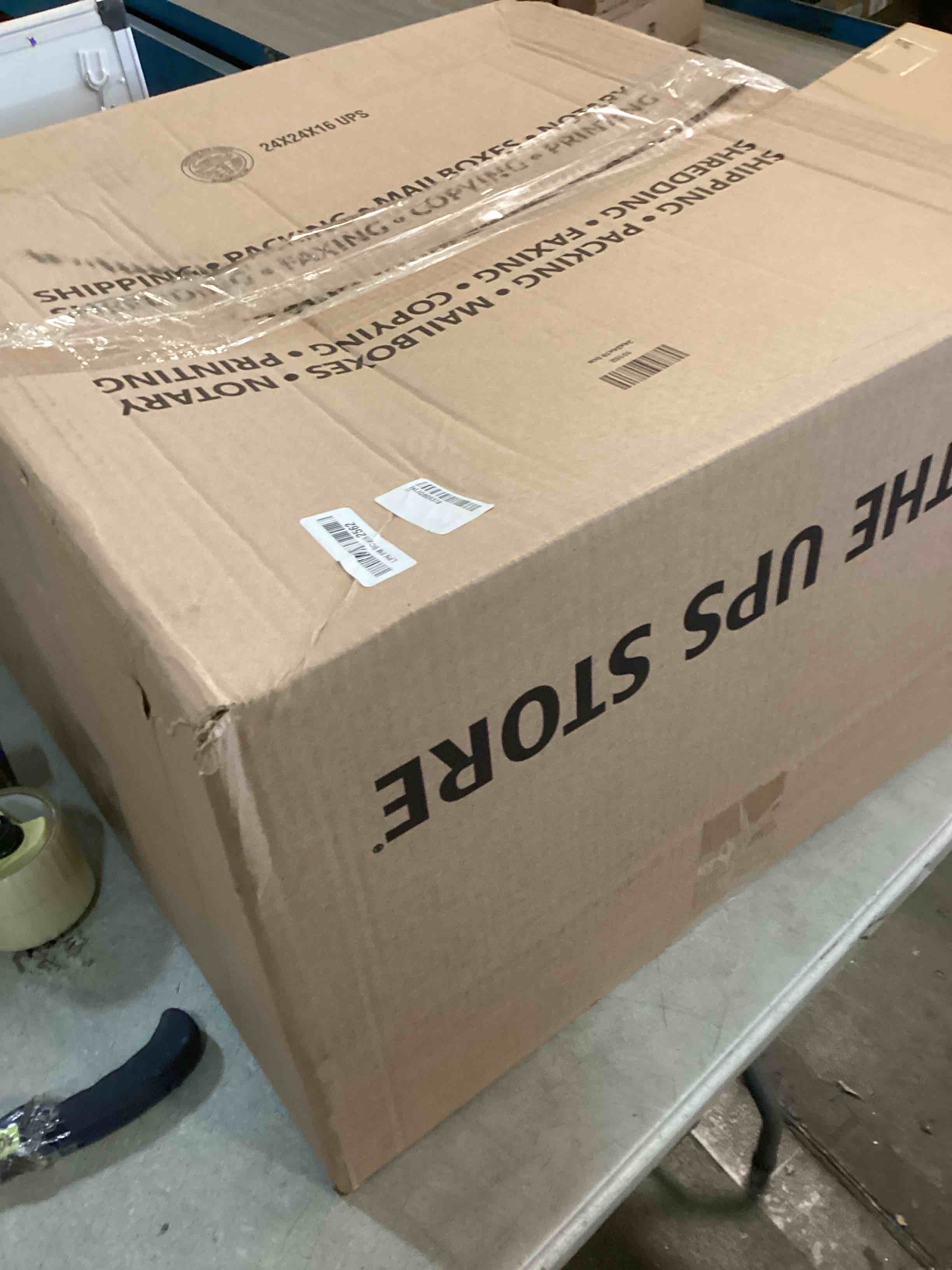 https://s3.amazonaws.com/lotting-images-prod/bidfta/GRA1882498_1736009070412.jpeg
