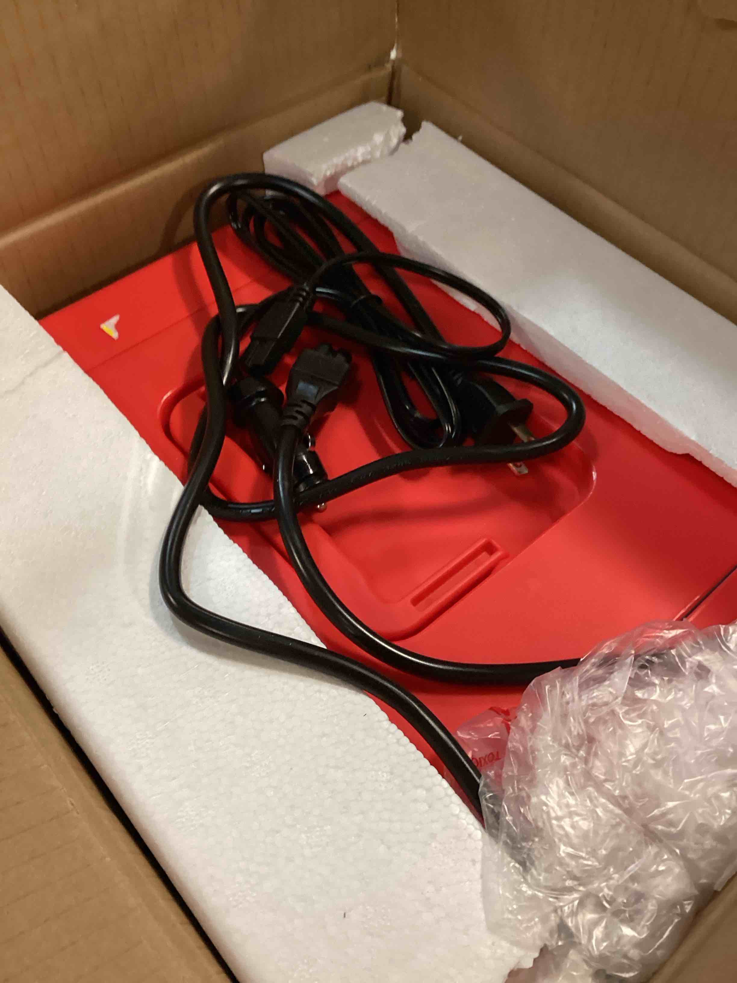 https://s3.amazonaws.com/lotting-images-prod/bidfta/GRA1882567_1736258206227.jpeg