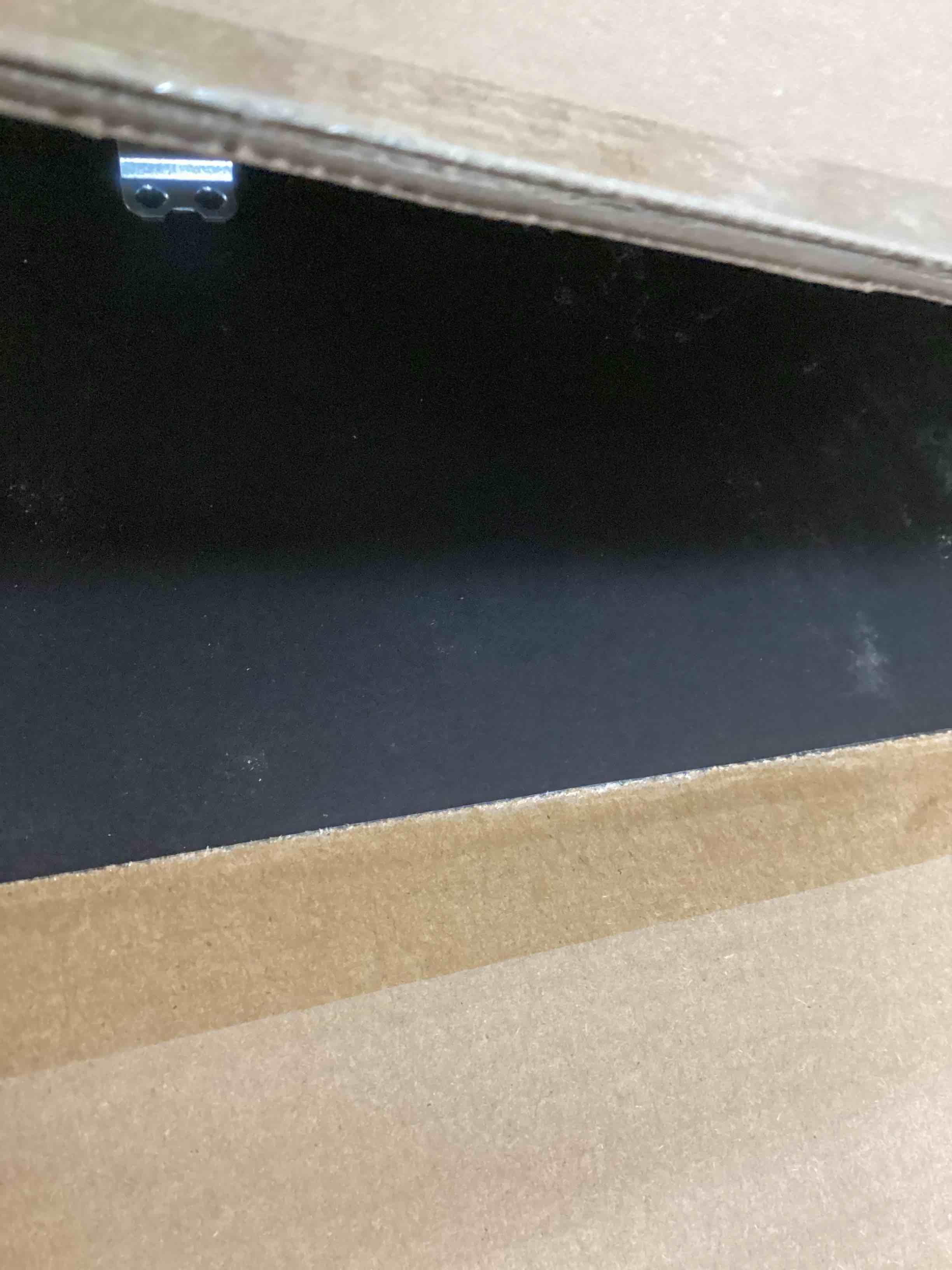https://s3.amazonaws.com/lotting-images-prod/bidfta/GRA1882738_1736277655195.jpeg
