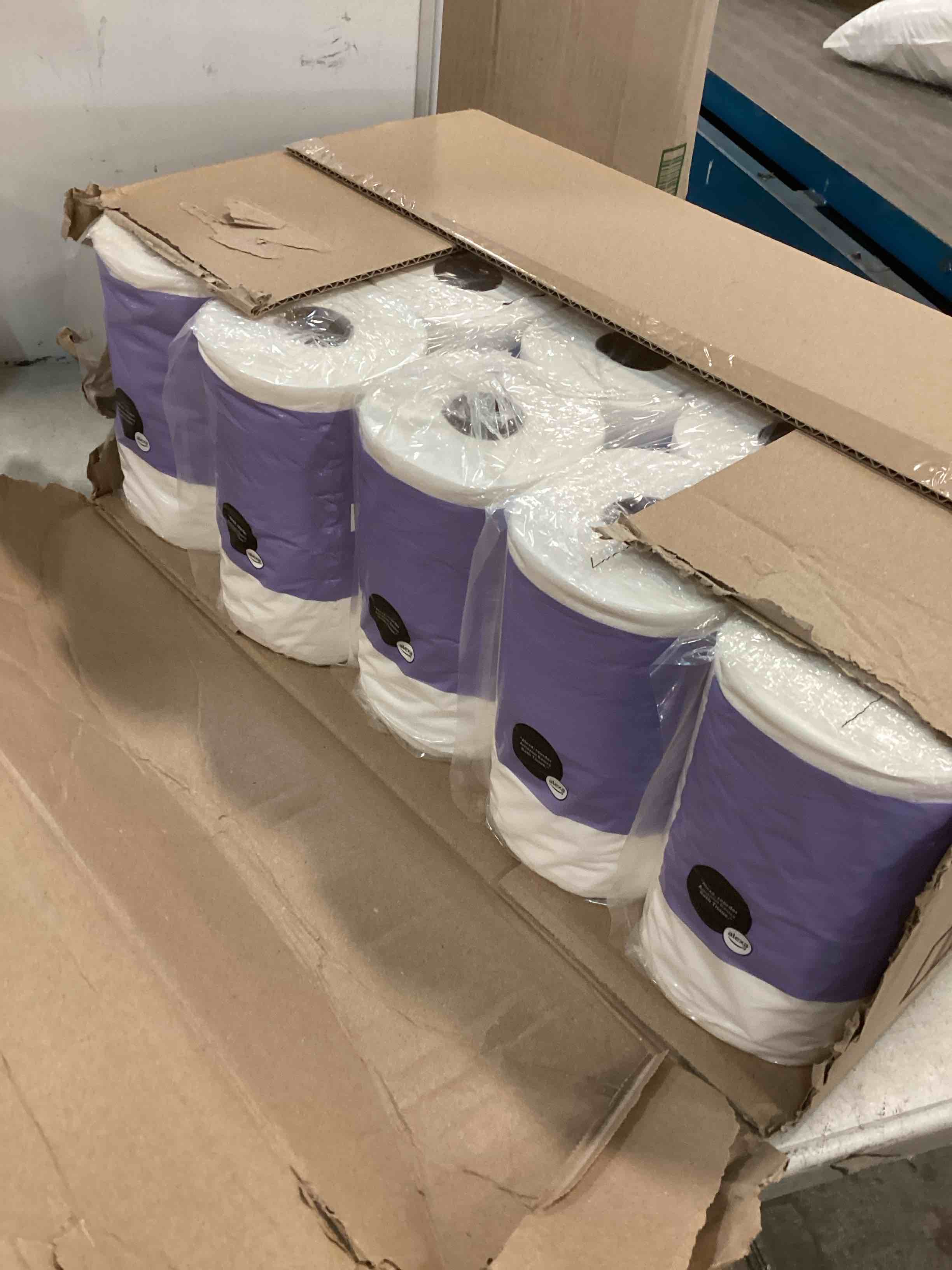 https://s3.amazonaws.com/lotting-images-prod/bidfta/GRA1882742_1736278044040.jpeg