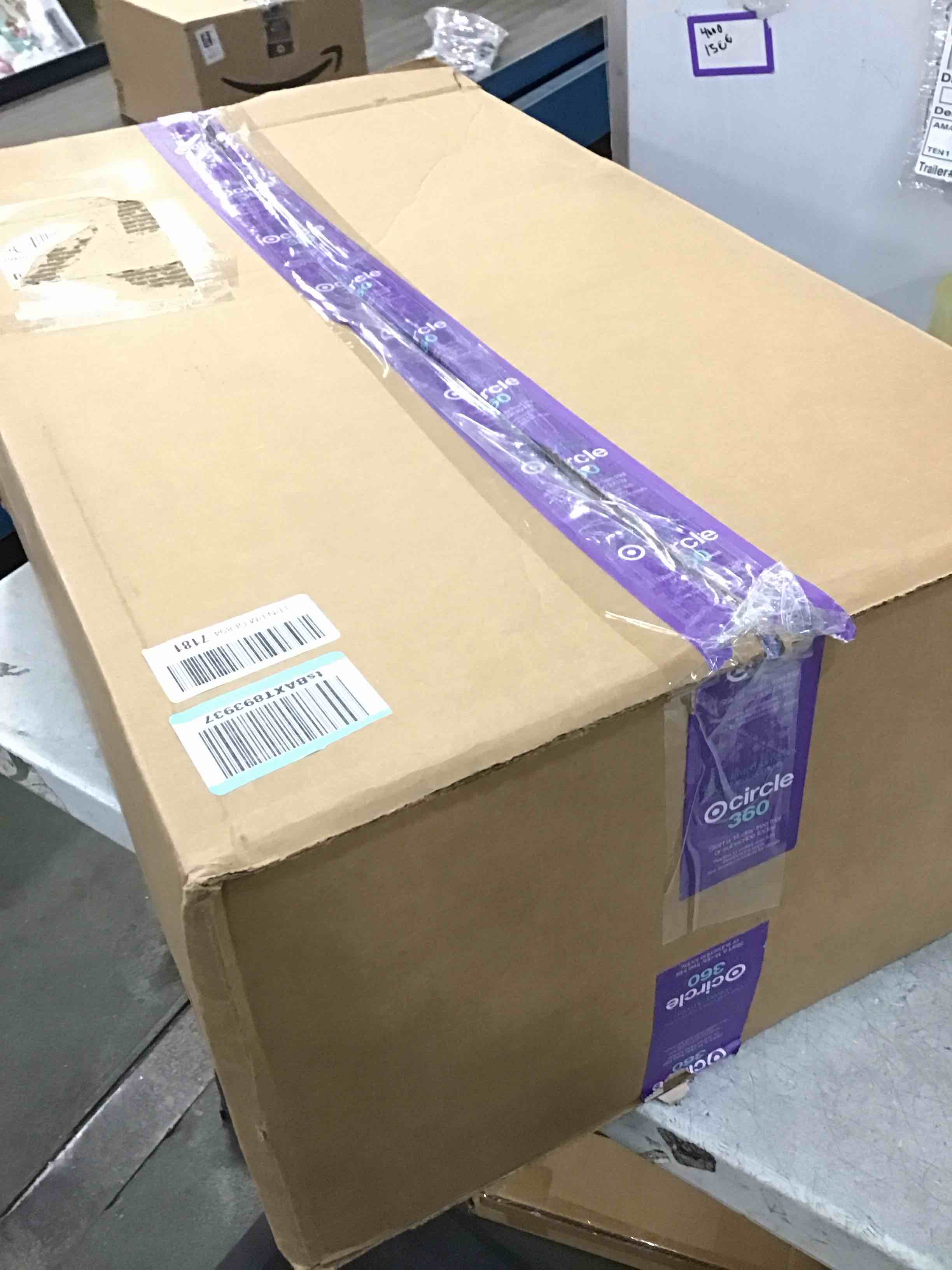 https://s3.amazonaws.com/lotting-images-prod/bidfta/GRA1882800_1736344783057.jpeg