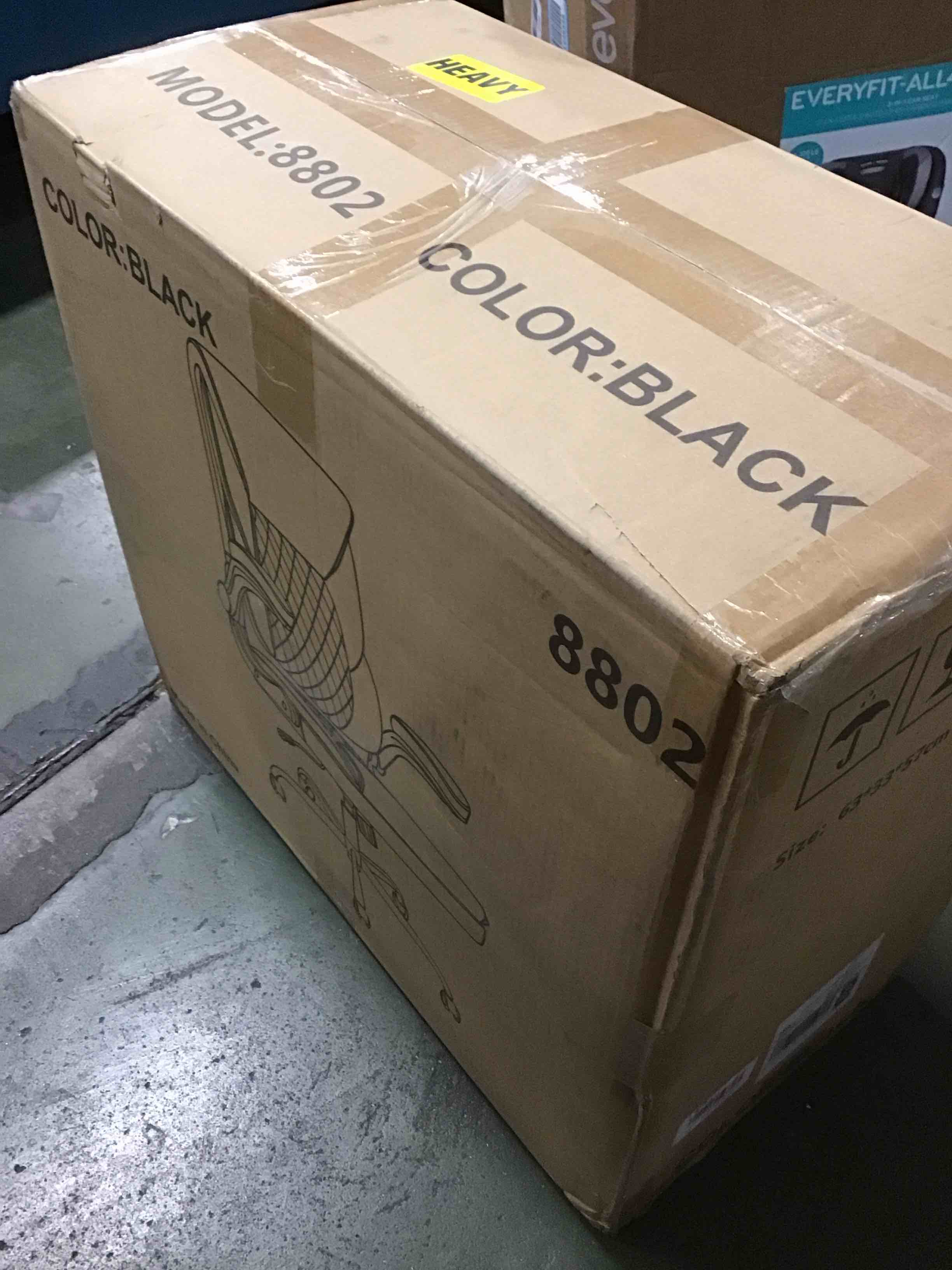 https://s3.amazonaws.com/lotting-images-prod/bidfta/GRA1883000_1736429112615.jpeg