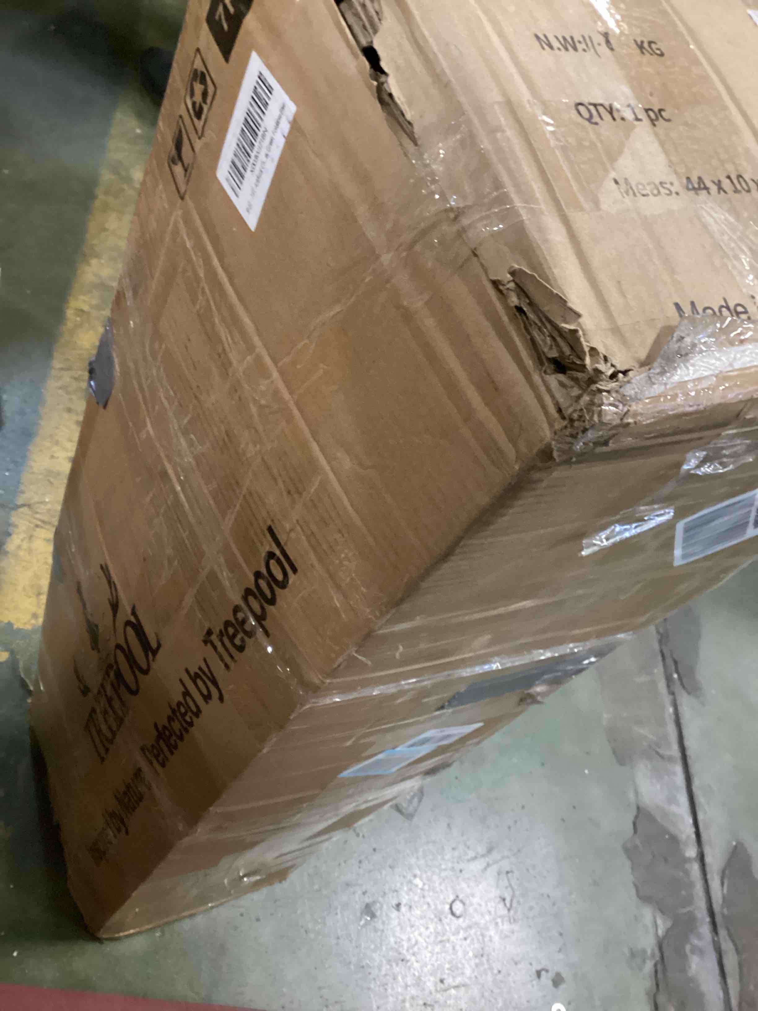 https://s3.amazonaws.com/lotting-images-prod/bidfta/GRA1883385_1736538083696.jpeg