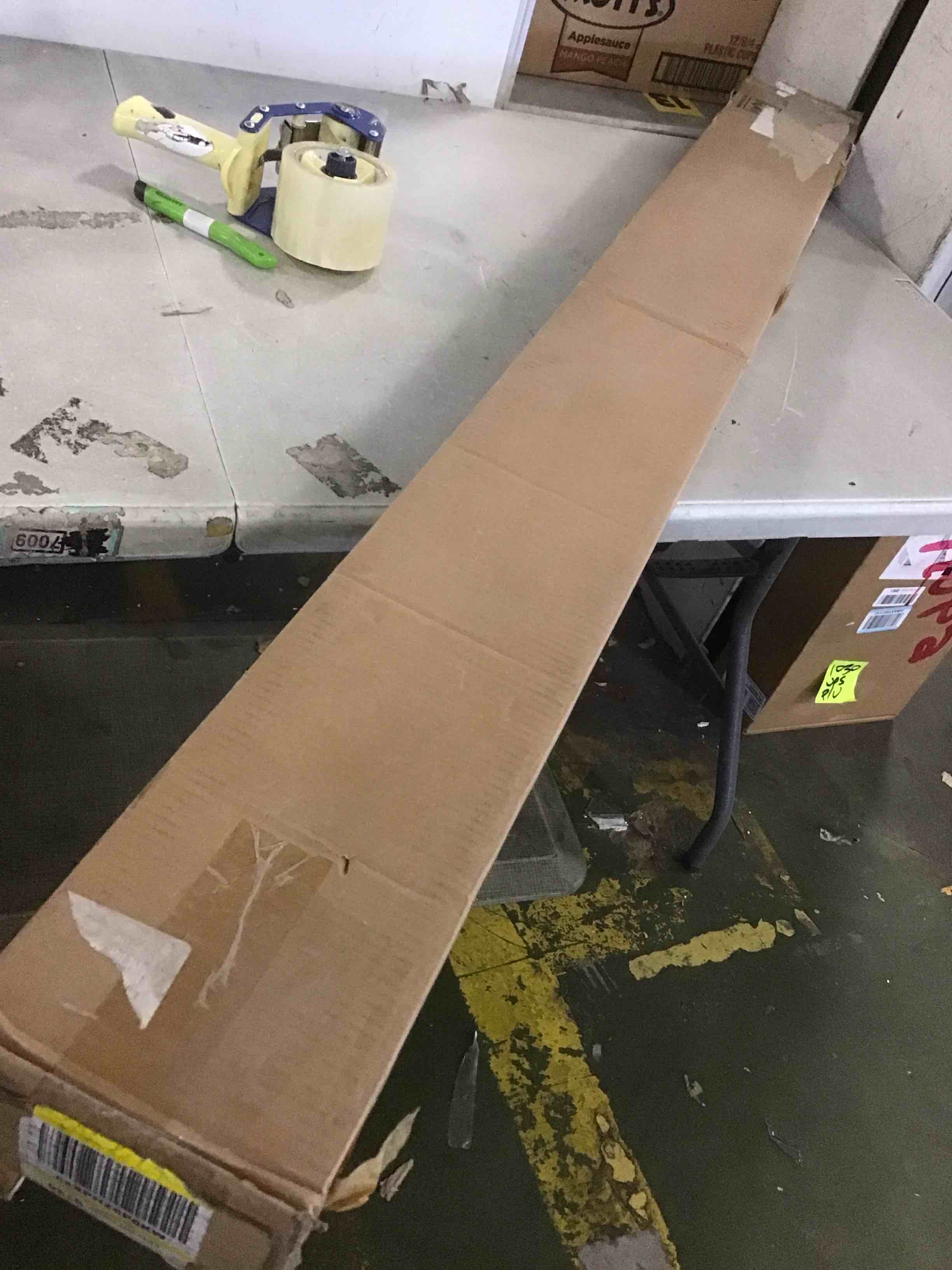 https://s3.amazonaws.com/lotting-images-prod/bidfta/GRA1883807_1736795583527.jpeg