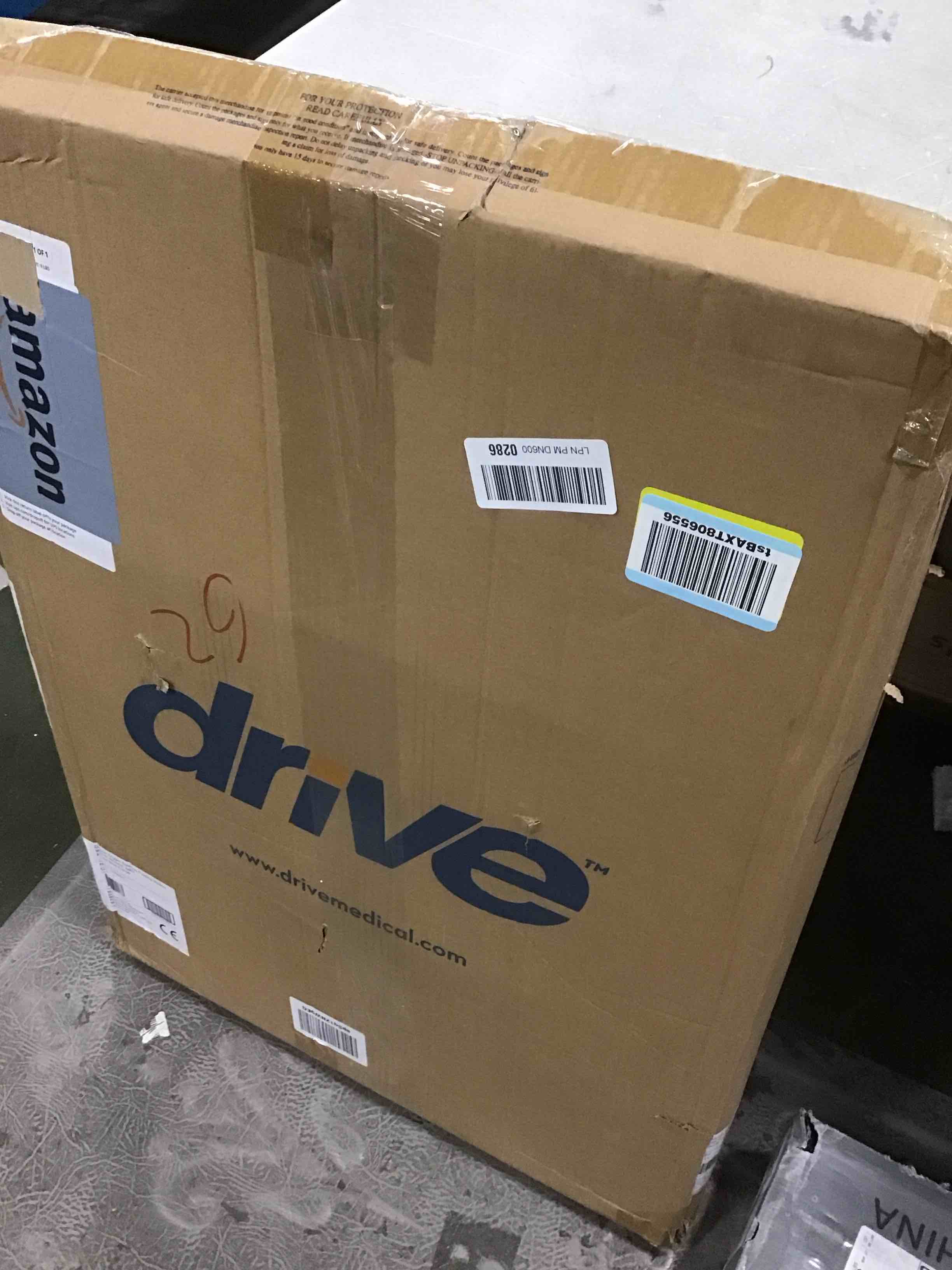 https://s3.amazonaws.com/lotting-images-prod/bidfta/GRA1884331_1737033678038.jpeg