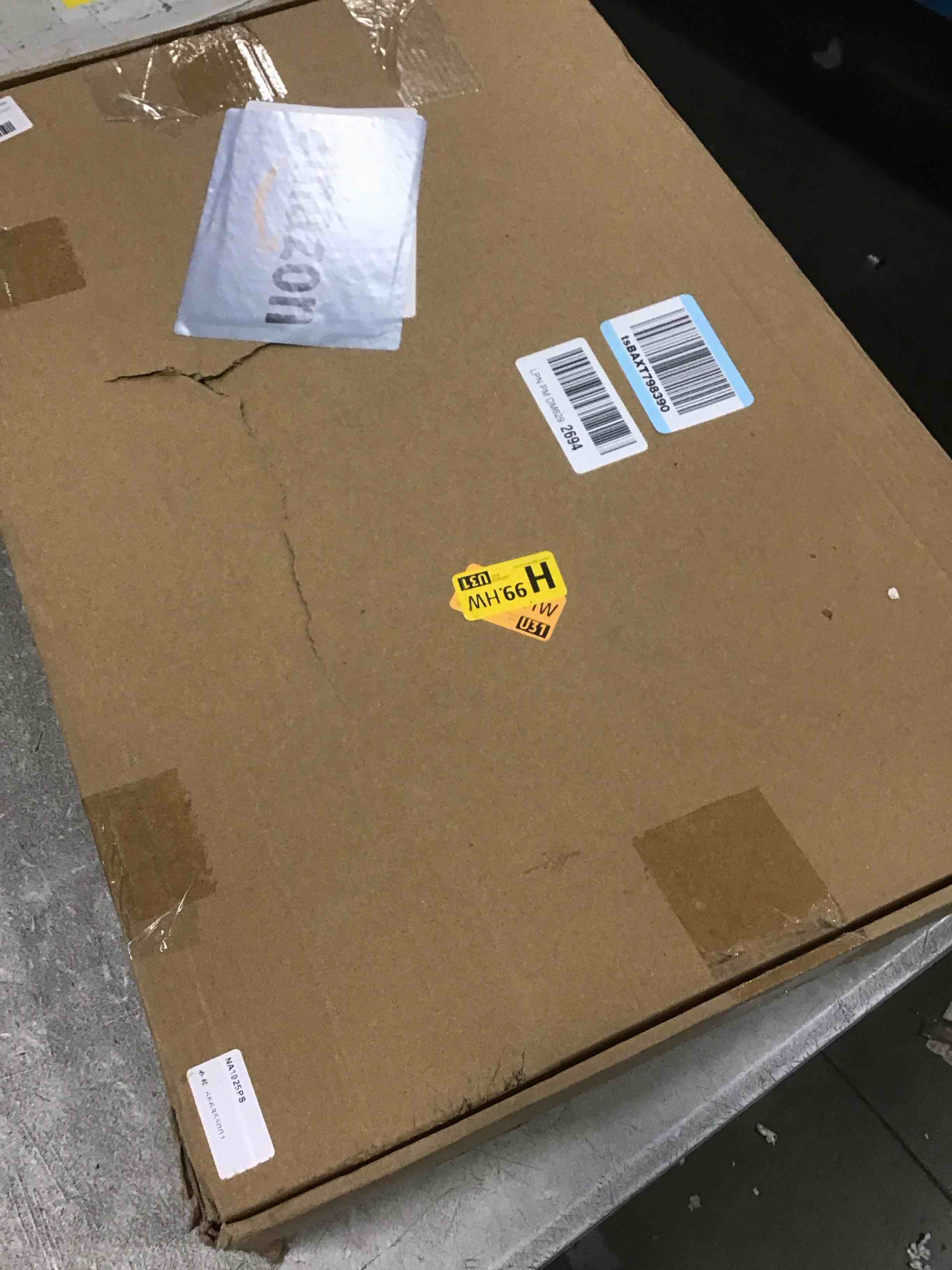 https://s3.amazonaws.com/lotting-images-prod/bidfta/GRA1884682_1737120504134.jpeg