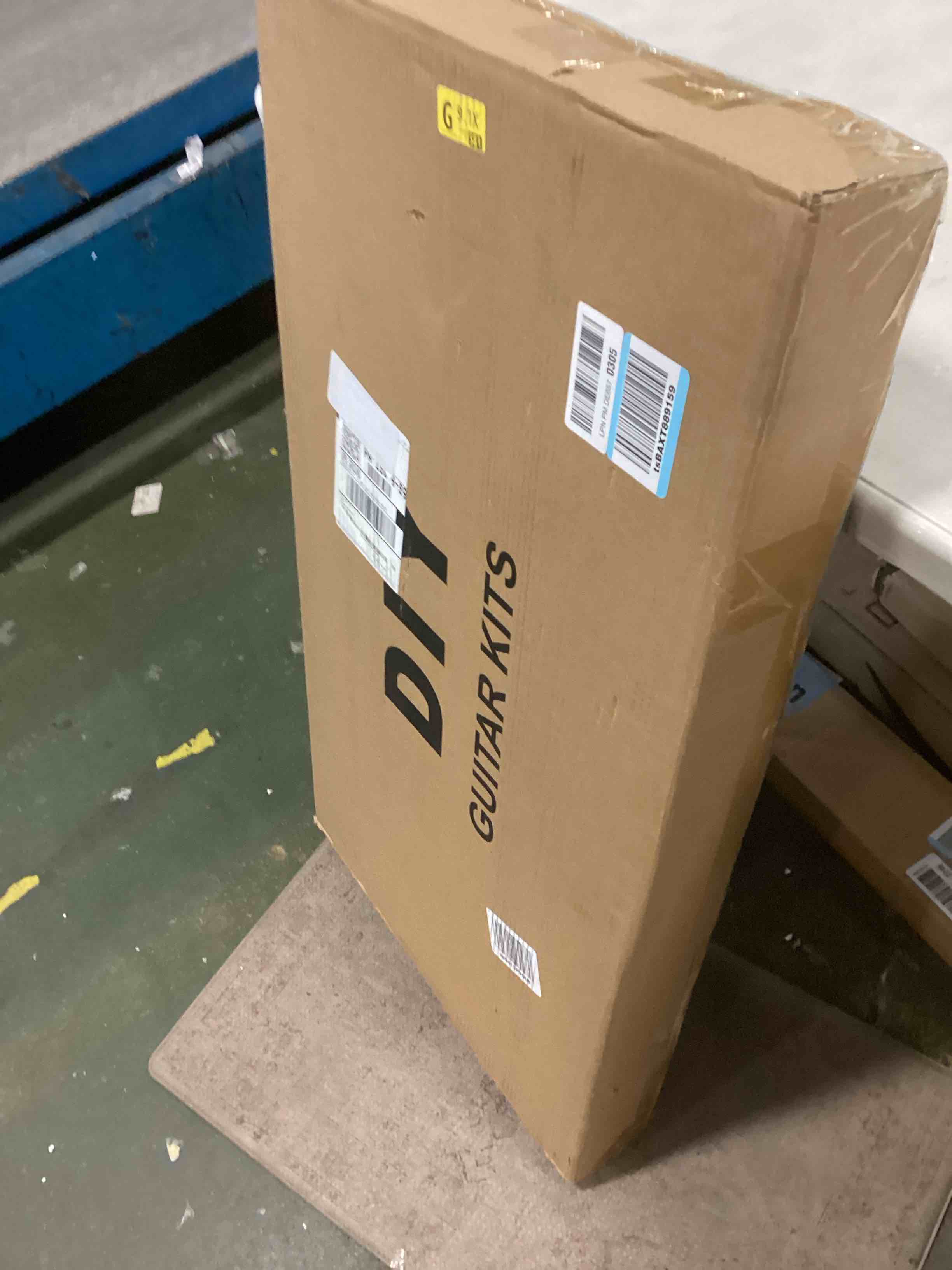 https://s3.amazonaws.com/lotting-images-prod/bidfta/GRA1885554_1736601725493.jpeg