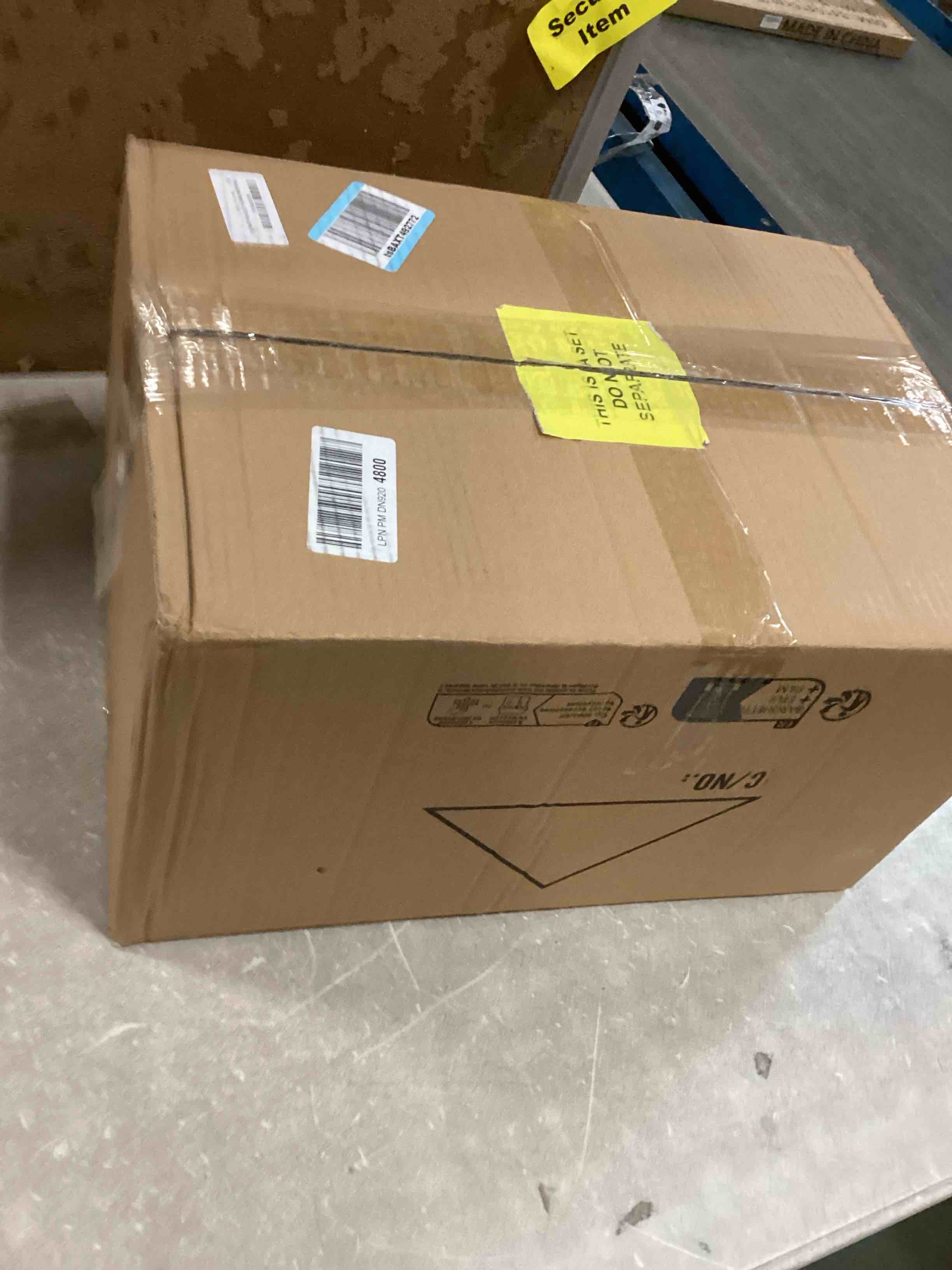 https://s3.amazonaws.com/lotting-images-prod/bidfta/GRA1885738_1736773327320.jpeg