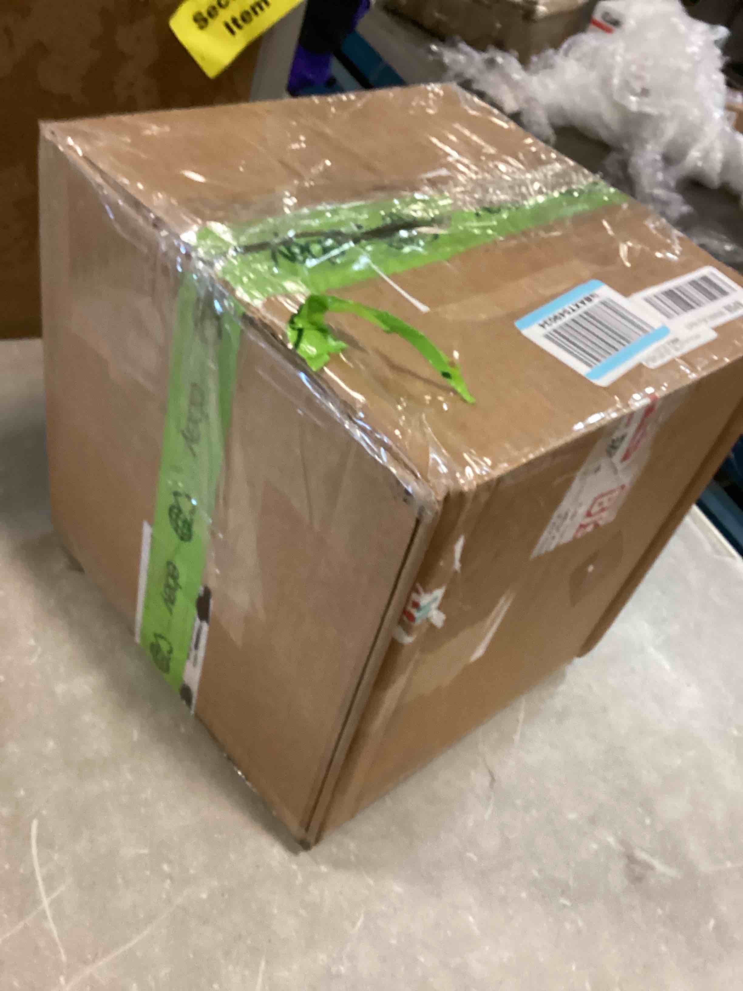 https://s3.amazonaws.com/lotting-images-prod/bidfta/GRA1885822_1736783132519.jpeg