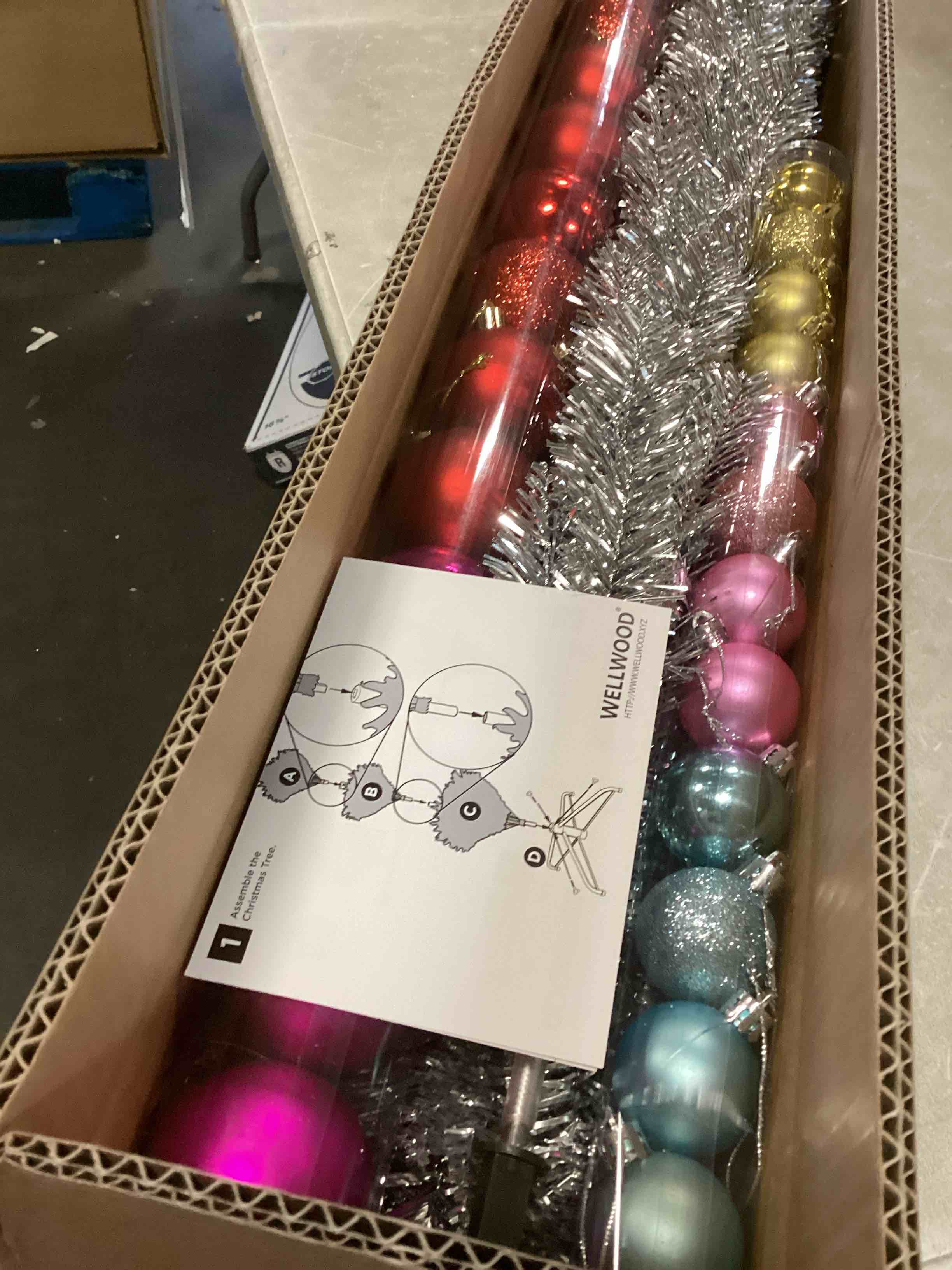 https://s3.amazonaws.com/lotting-images-prod/bidfta/GRA1885886_1736793595665.jpeg