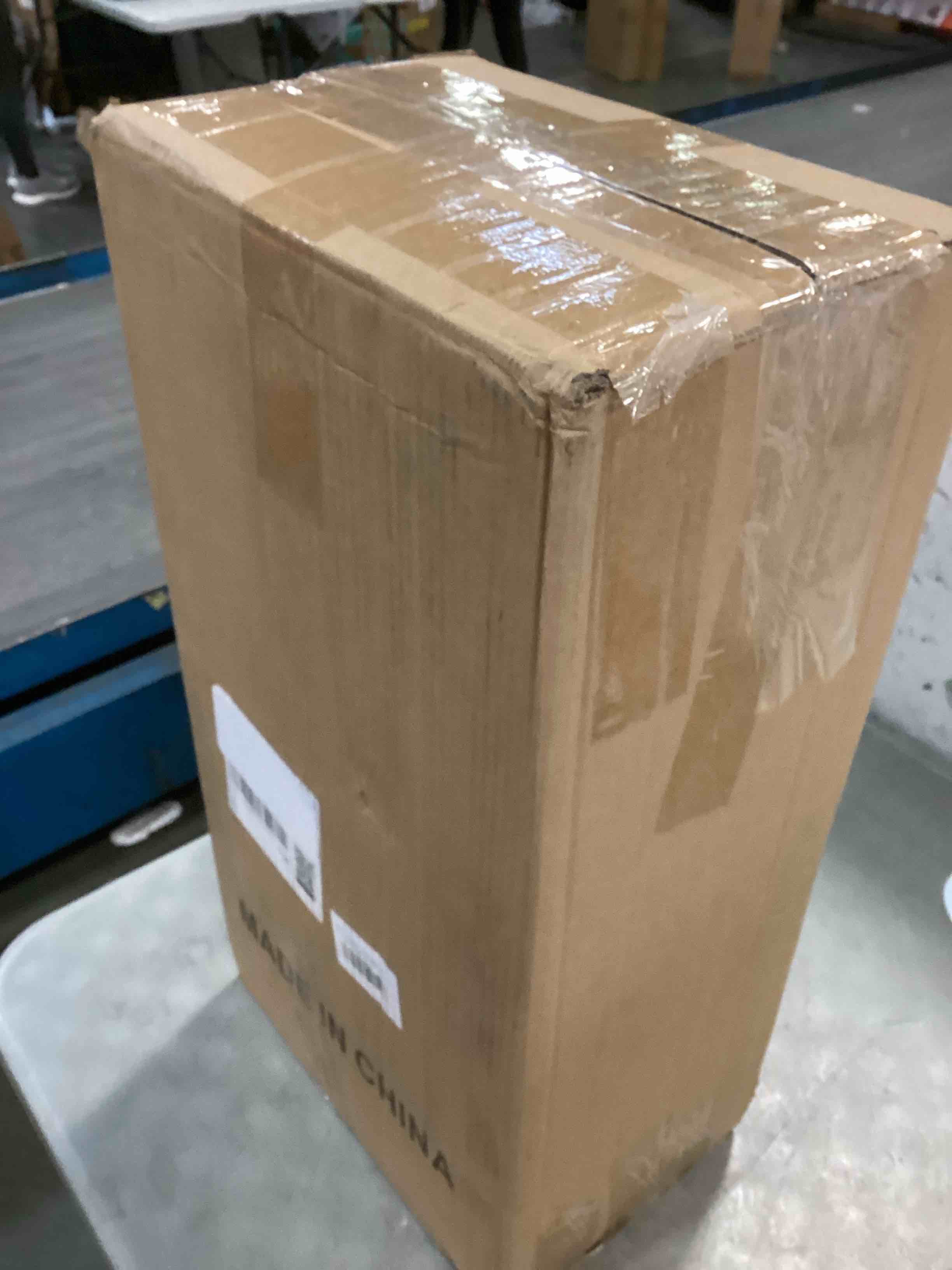 https://s3.amazonaws.com/lotting-images-prod/bidfta/GRA1886084_1736873362405.jpeg