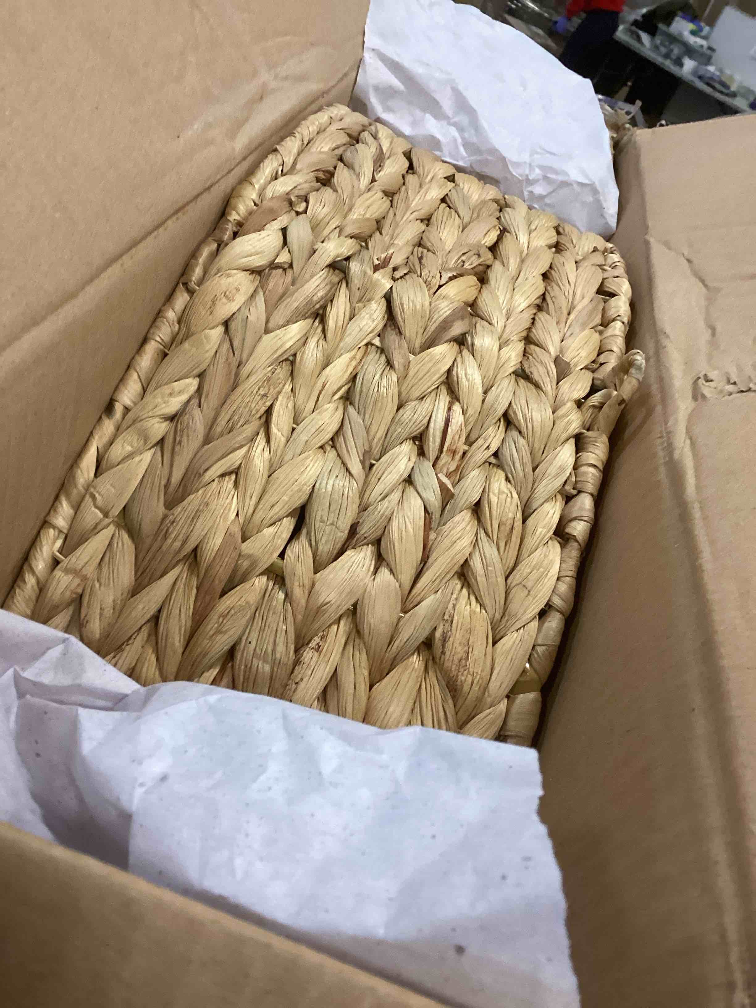 https://s3.amazonaws.com/lotting-images-prod/bidfta/GRA1886161_1736882795995.jpeg