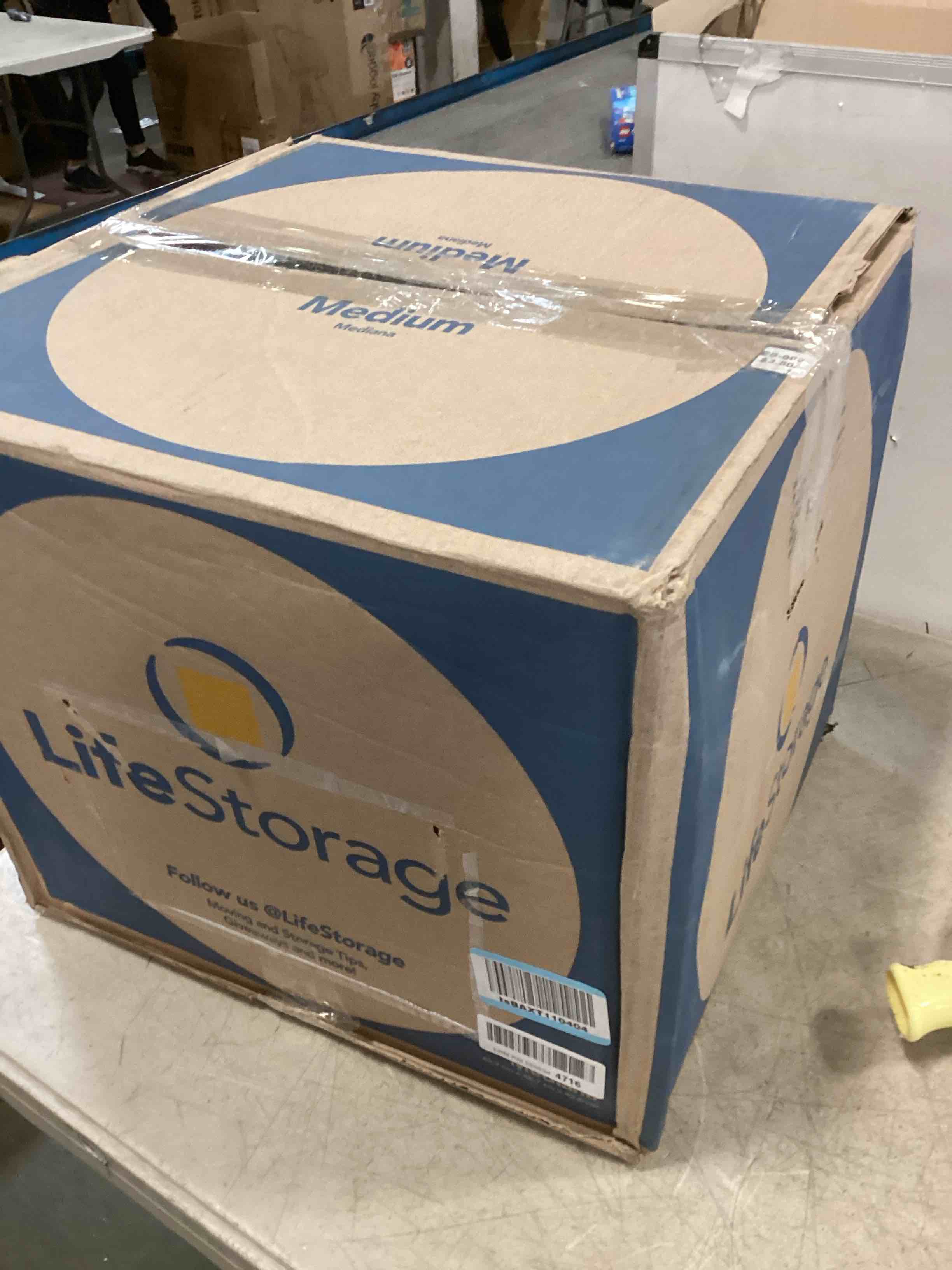 https://s3.amazonaws.com/lotting-images-prod/bidfta/GRA1886607_1737039233200.jpeg