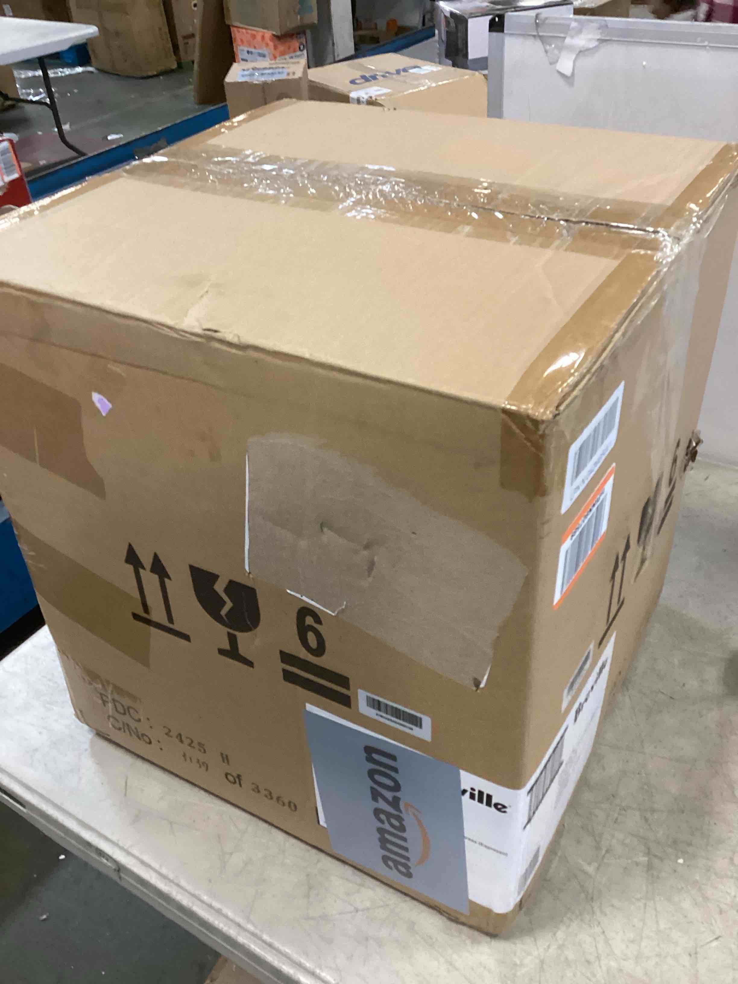 https://s3.amazonaws.com/lotting-images-prod/bidfta/GRA1886640_1737043763520.jpeg