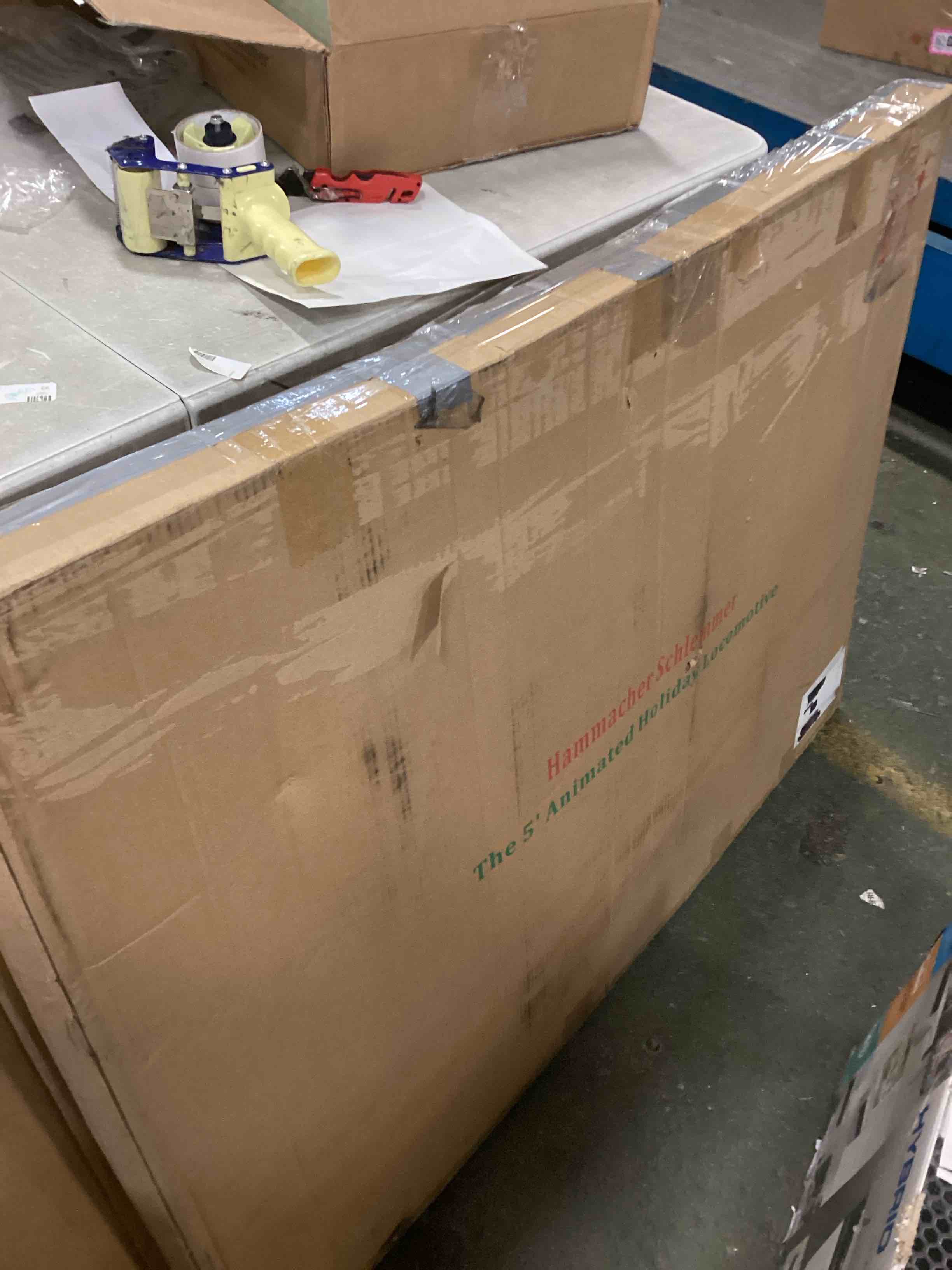 https://s3.amazonaws.com/lotting-images-prod/bidfta/GRA1887583_1737487667408.jpeg