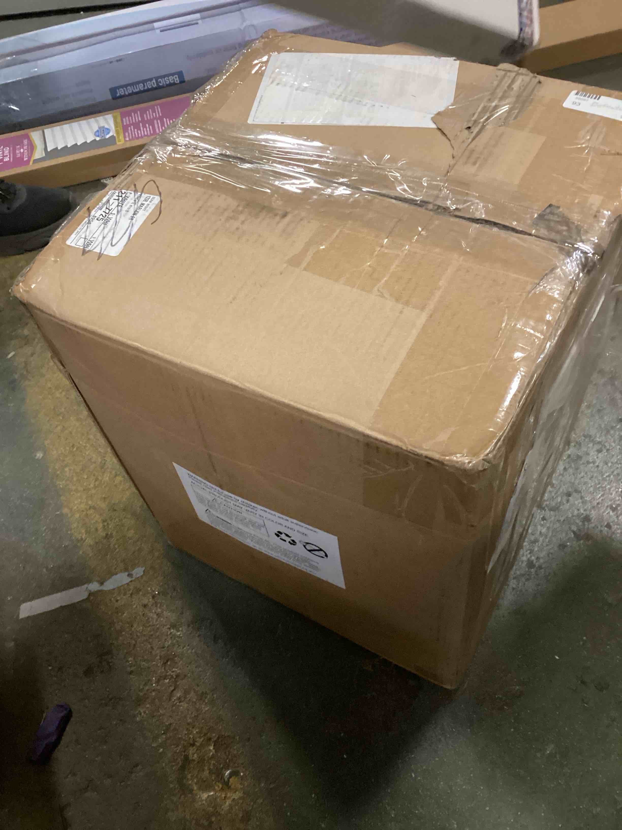 https://s3.amazonaws.com/lotting-images-prod/bidfta/GRA1887587_1737488962511.jpeg