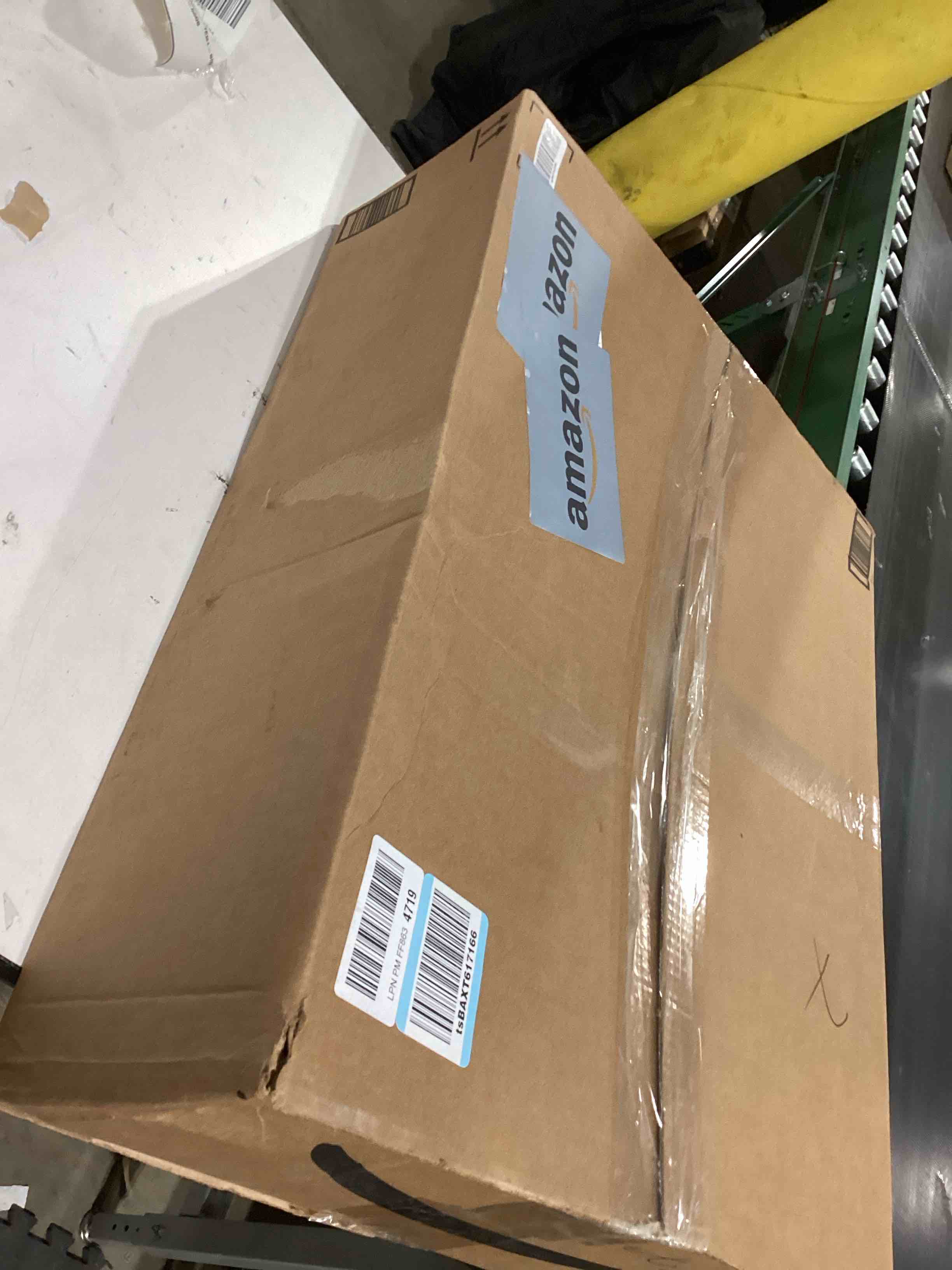 Condition photo showing Good Condition for Saliwa Vanity Mirror with Lights, Lighted Makeup Mirror with 3 Modes, 10X Magnification Mirror, Stepless Brightness, 360° Rotation, Christmas & Valentine’s Gifts for Women, Daughter, Mom, Her 18.5"L x 14"W