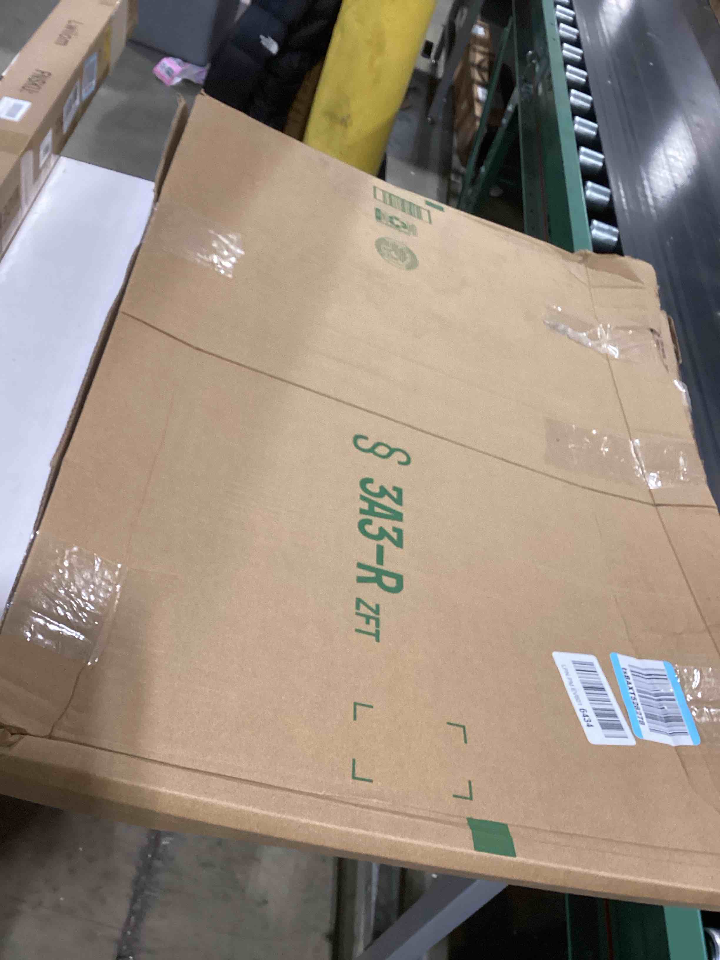 Condition photo showing Good Condition for 2 Pieces 1/8" Round Plexiglass Sheet, 22 Inch Diameter Clear Acrylic Circle, Cake Disk Acrylic Sheet, Plexiglass Table Top, Round Acrylic Backdrop 22 Inch Diameter, 1/8”Thick (2 Pieces) 1