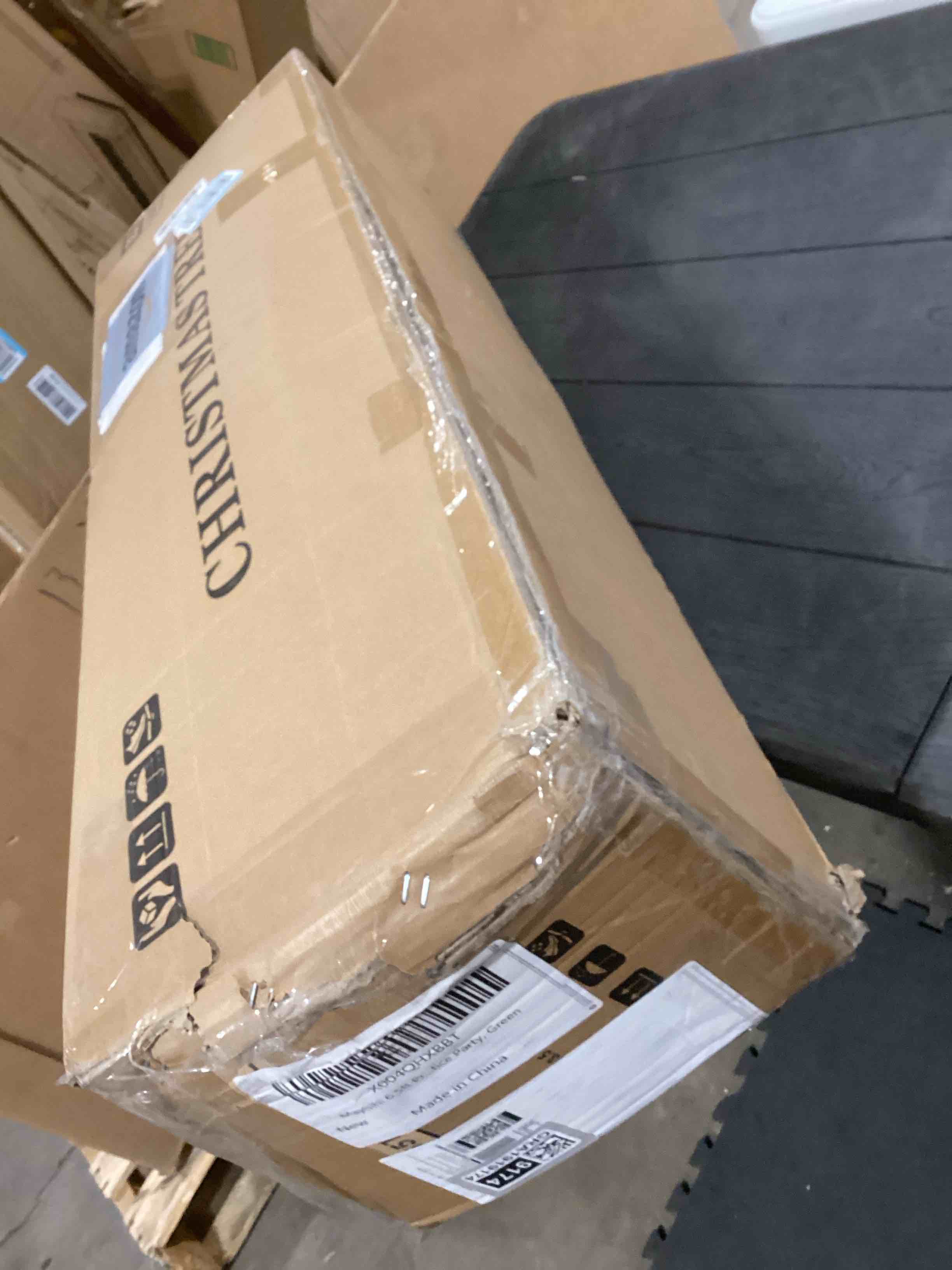 Condition photo showing Good Condition for 6.5ft Prelit Artificial Christmas Tree with 2368 PE PVC Tips, Premium Pre-Lit Holiday Xmas Tree with 300 UL Incandescent Lights, Metal Hinges & Foldable Base for Home Office Party, Green 6ft 6in Green Pre-lit