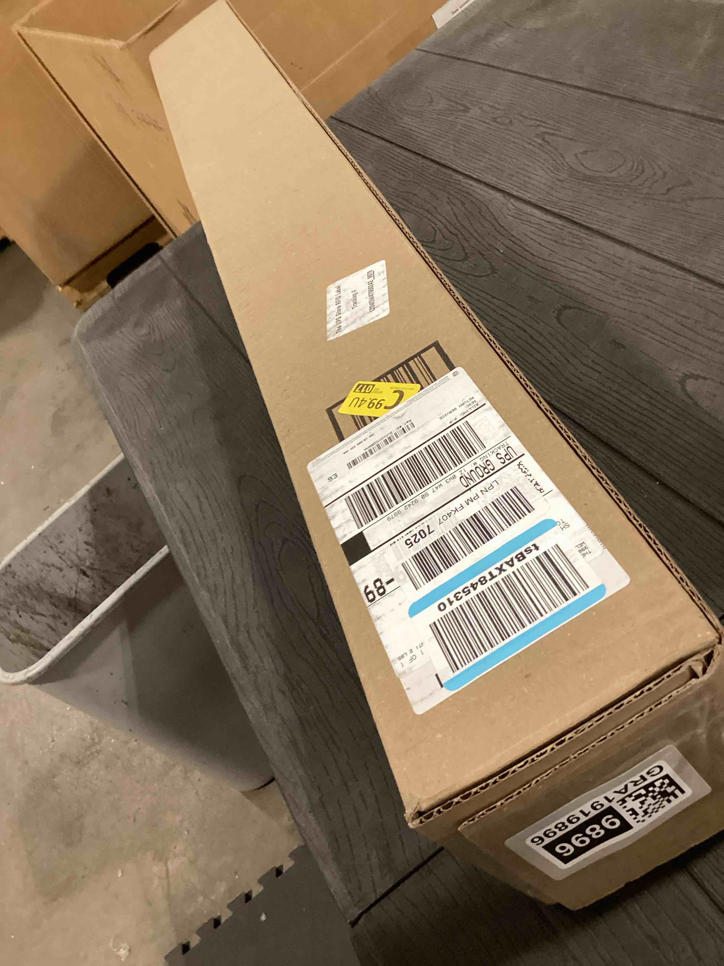 Condition photo showing Good Condition for Aluminum Peel and Stick L Molding Corner Guards with 90° Angle for Wall Door Frame Cabinet Baseboard Protection and Decoration, 35.4in x 0.8in (3Pcs) Matte White 35.4in x 0.8in
