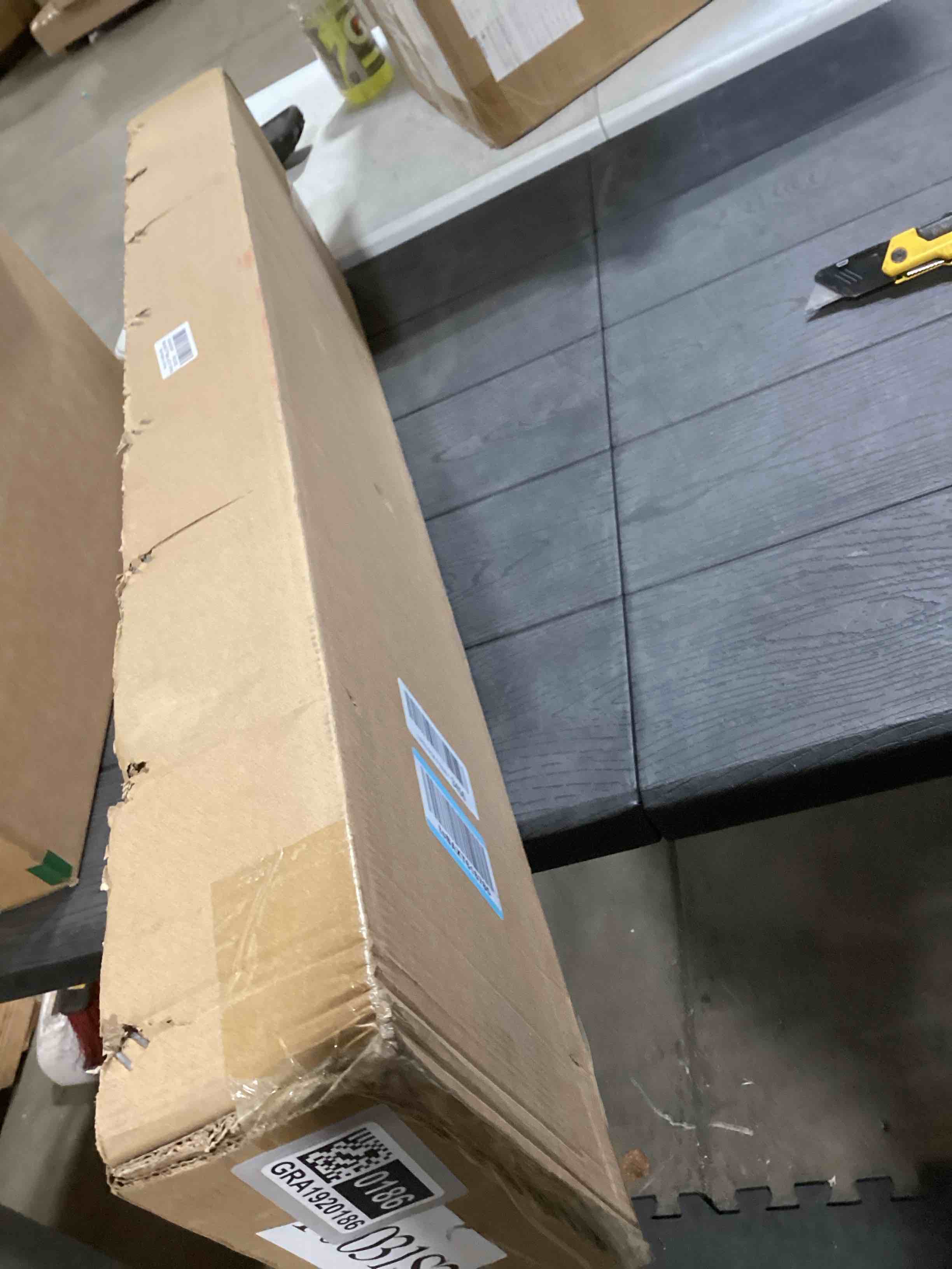 Condition photo showing Good Condition for Gekufa 5 FT Baseboard Heater Cover with Left and Right Endcaps, Galvanized Steel Easy Slip-On Heater Covers for Hydronic [Water] Systems, Baseboard Cover Suitable for Home DIY (White)