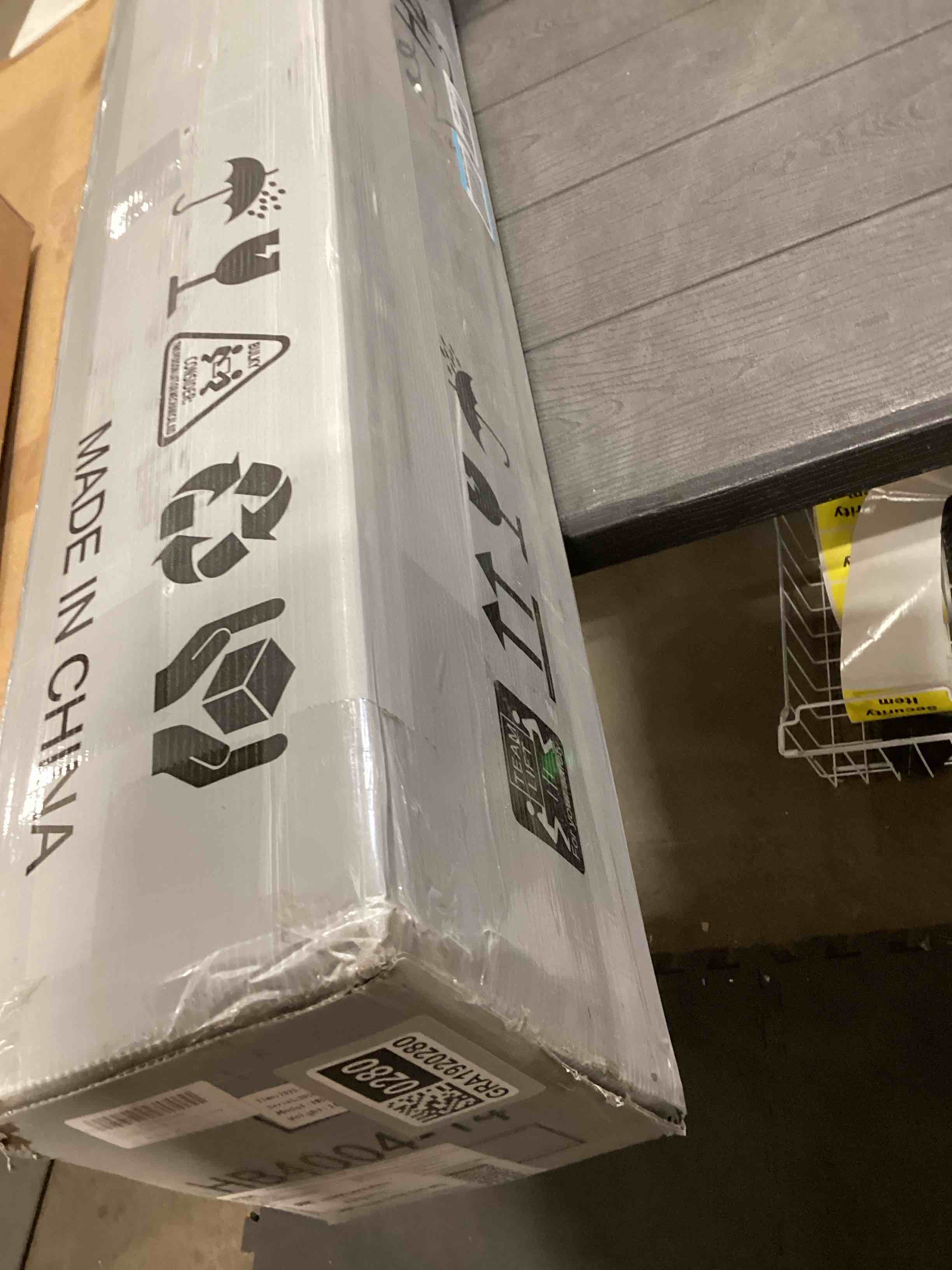 Condition photo showing Good Condition for 14 Inch Metal Bed Frame - Queen Size Heavy Duty Bedframe with Headboard Black Basic Steel Slats Platform No Box Spring Needed/Easy Assembly/Noise Free Queen 14 Inch with Headboard