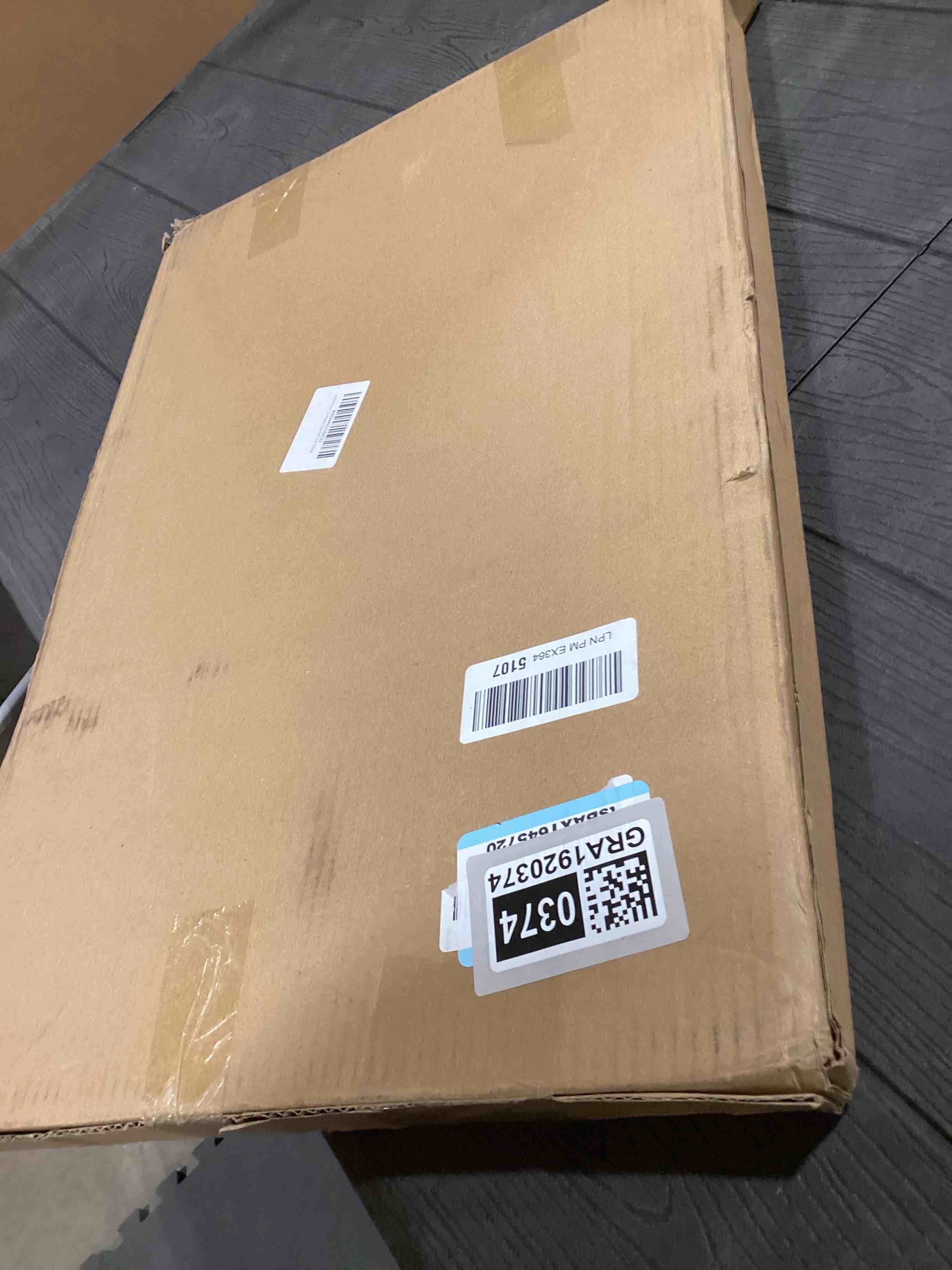 Condition photo showing Good Condition for HUARCEY Gold Framed Vintage Wall Art for Living Room, Flowers Painting Canvas Prints Shelf Decor for Kitchen, Aesthetic Bedroom Wall Art, Christmas Gifts for Friends Family (White Hydrangea 16"x24") White Hydrangea 24L" x 16W"