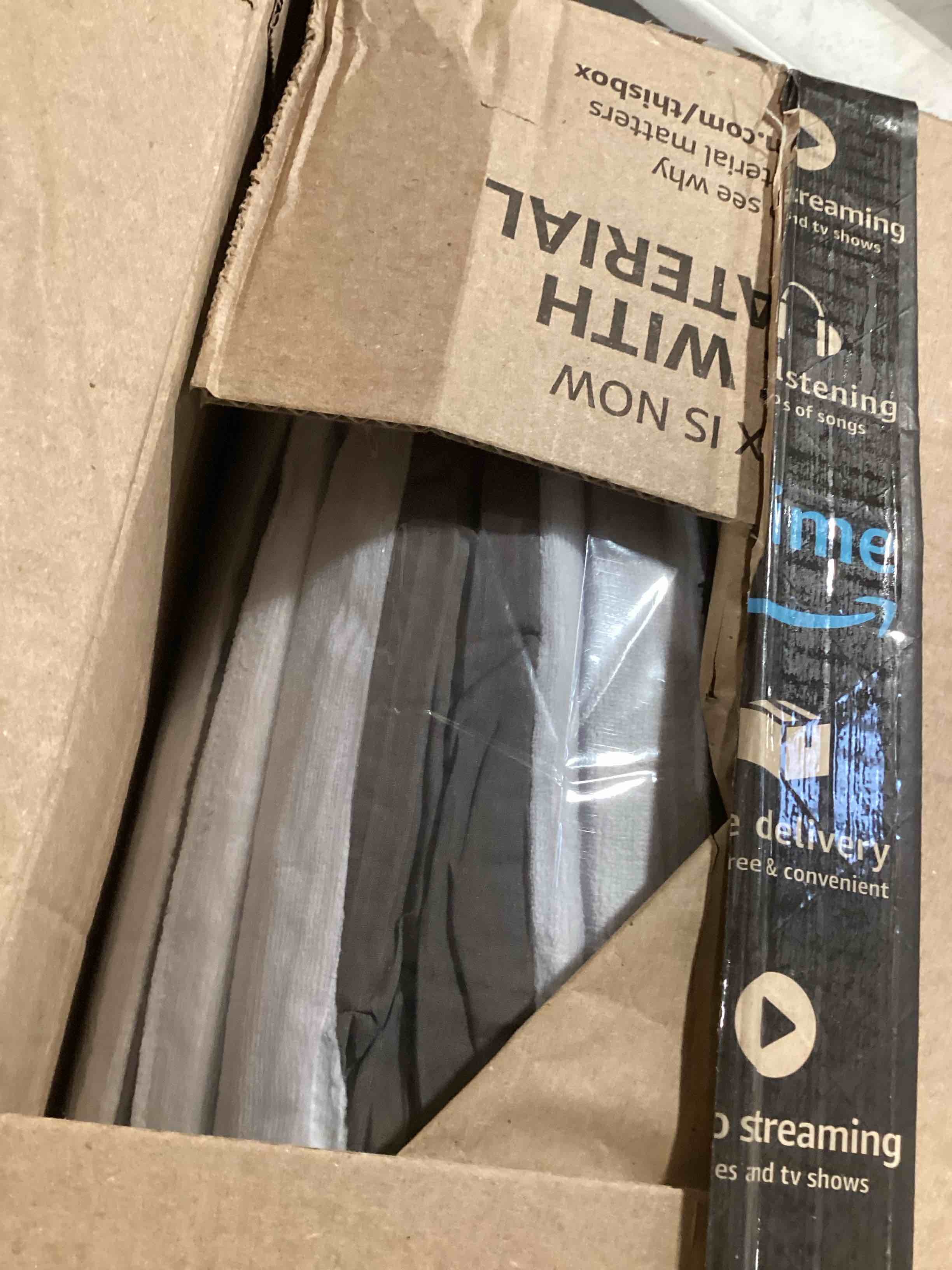 Condition photo showing Good Condition for SIMILAR TO..Utopia Bedding Fleece Blanket Queen Size Grey 300GSM Luxury Anti-Static Fuzzy Soft Microfiber Bed Blanket (90x90 Inch) Queen (90x90 Inch) Grey