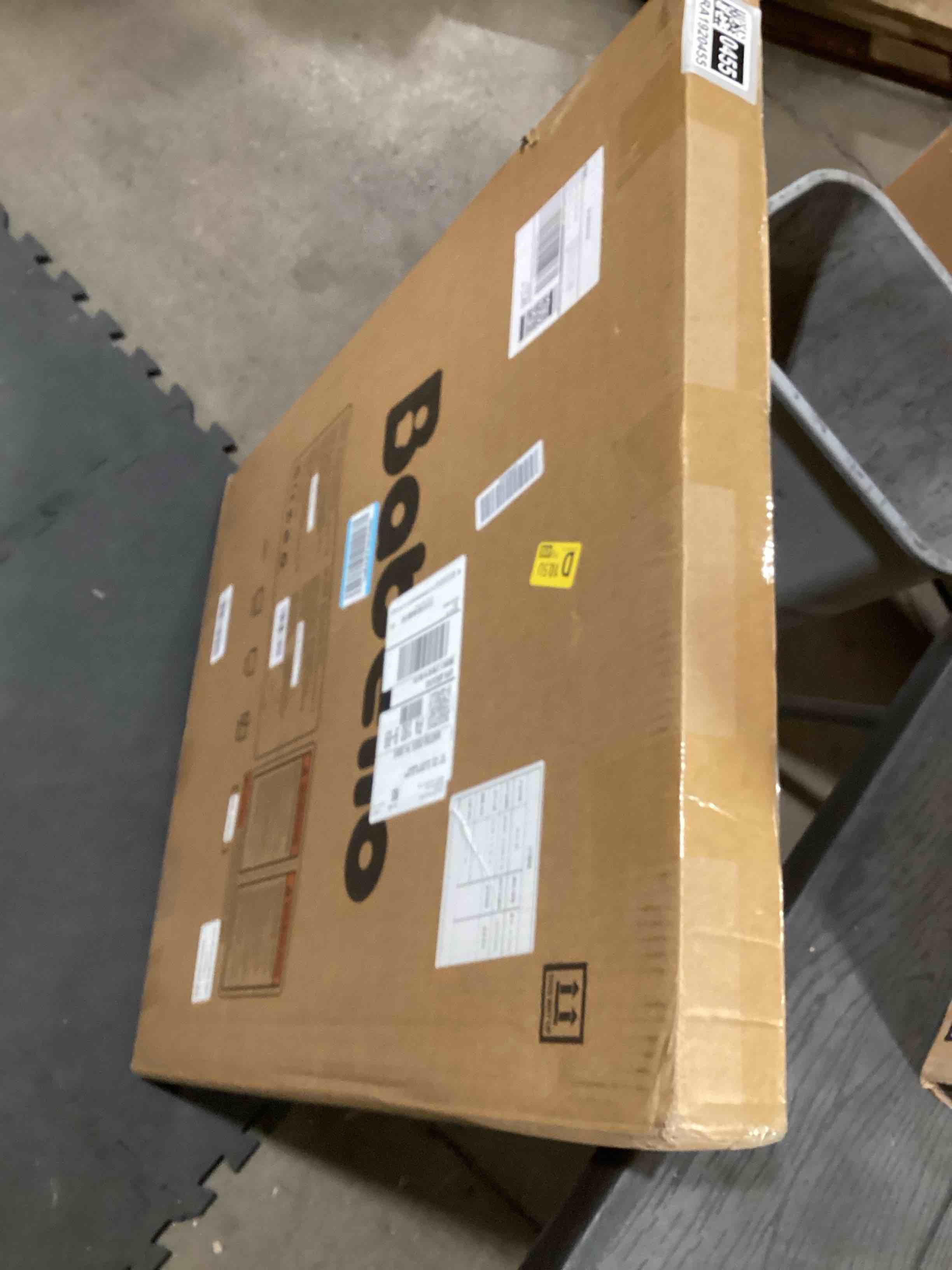 Condition photo showing Good Condition for BABELIO 26-28.5 Inch Narrow Easy Install Baby Gate, Auto-Close Pet Gate for Small Stairs and Doorways, NO Drilling Pressure Mounted, NO Extensions, Black 30" High, 26-28.5" Wide Black