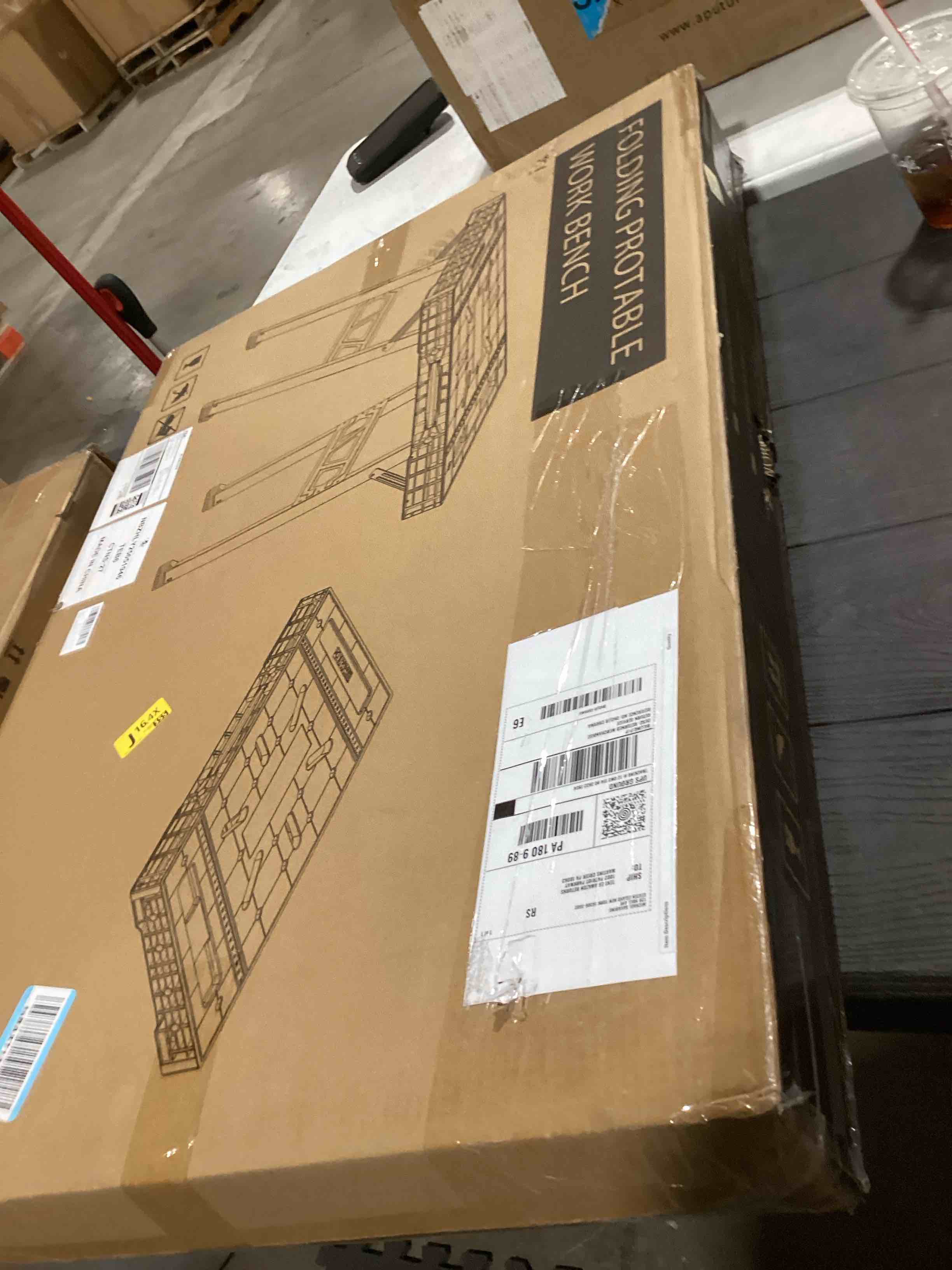 Condition photo showing Good Condition for Express Folding Work Table, Easy Setup Portable Folding Work Table & Portable Folding Workbench, 34" W x 25" D x 31" H Lightweight Versatile Clamping Worktable for Garage/Wood Shop (Green)