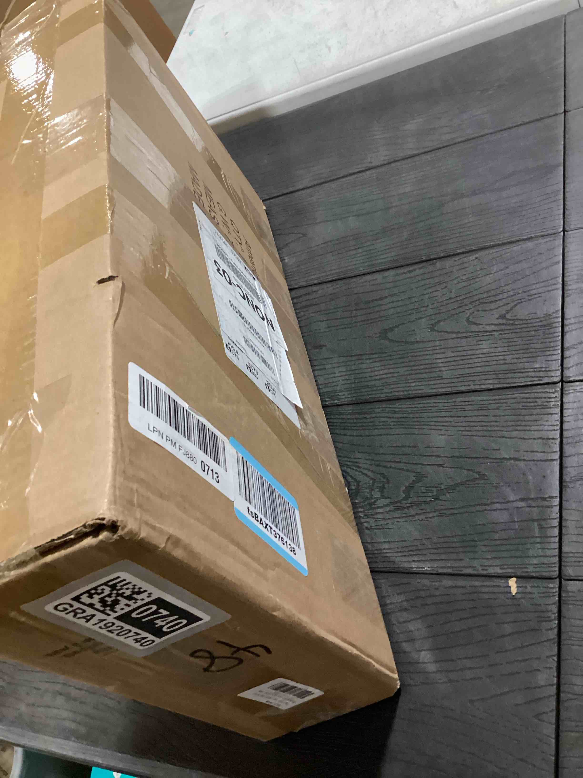 Condition photo showing Good Condition for American Mahjong Game Set, 166 Green Tiles, 4 All-in-One Color Rack/Pushers, Complete Mahjong Tile Set?Green Carrying Bag