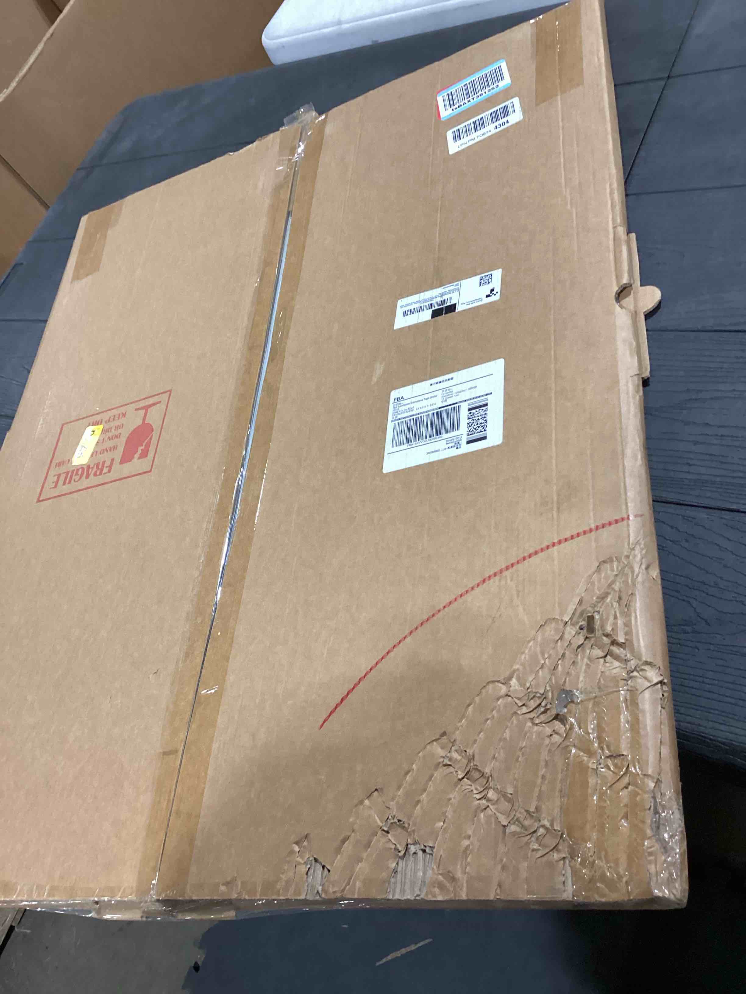 Condition photo showing Good Condition for 24" x 30" Reversible Metal Backsplash Matching screws | Compatible with Broan-NuTone SP3004 - Ultra Flat and Flushed Metal Panel Splatter Guard for Stovetop Easy Installation 30" x 24" (1 PACK)