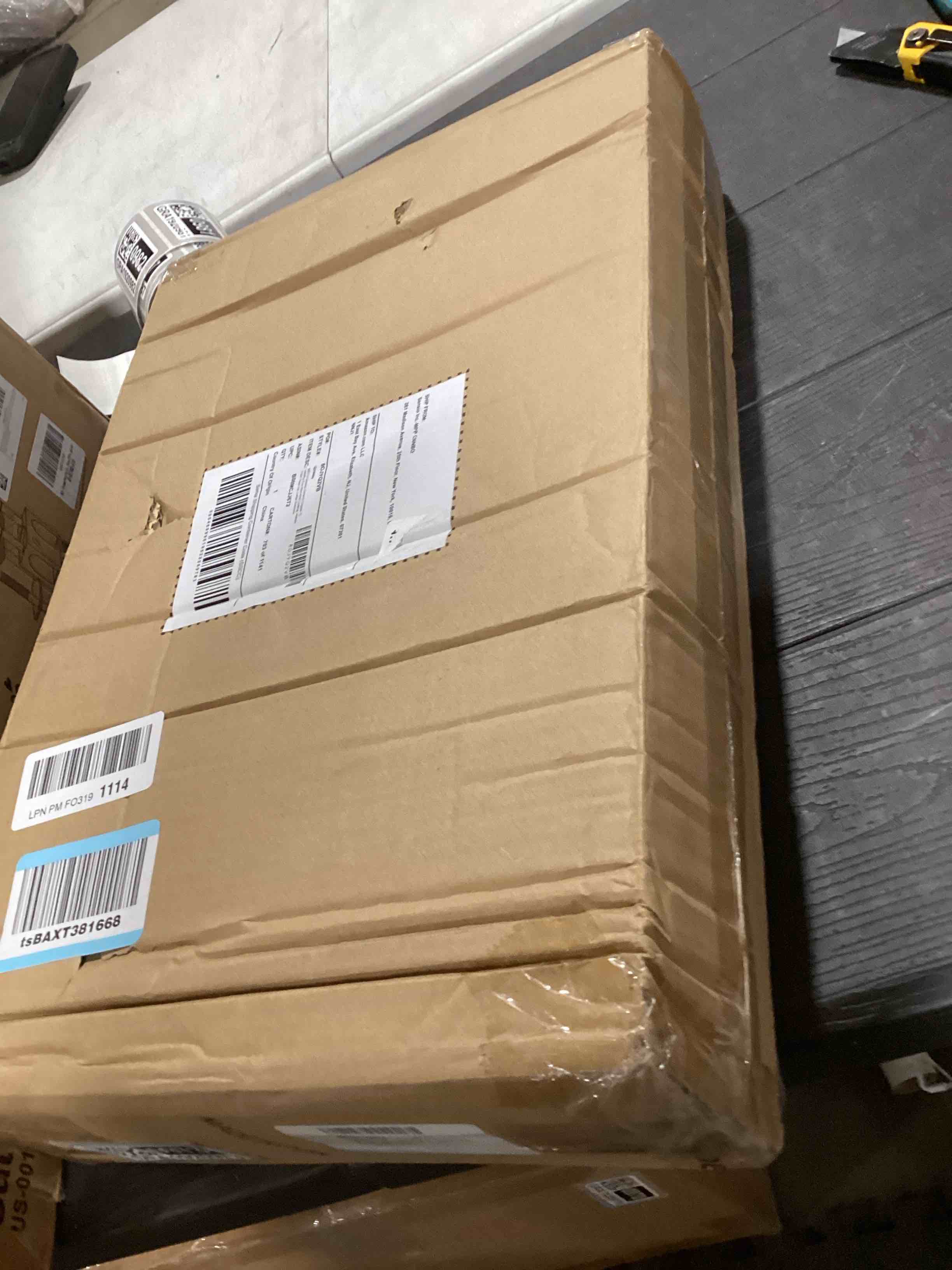 Condition photo showing Good Condition for BELLA Griddle Ceramic Copper TI, Healthy-Eco Non-stick Coating, Hassle-Free Clean Up, Large Submersible Cooking Surface, 10" x 16", Copper/Black