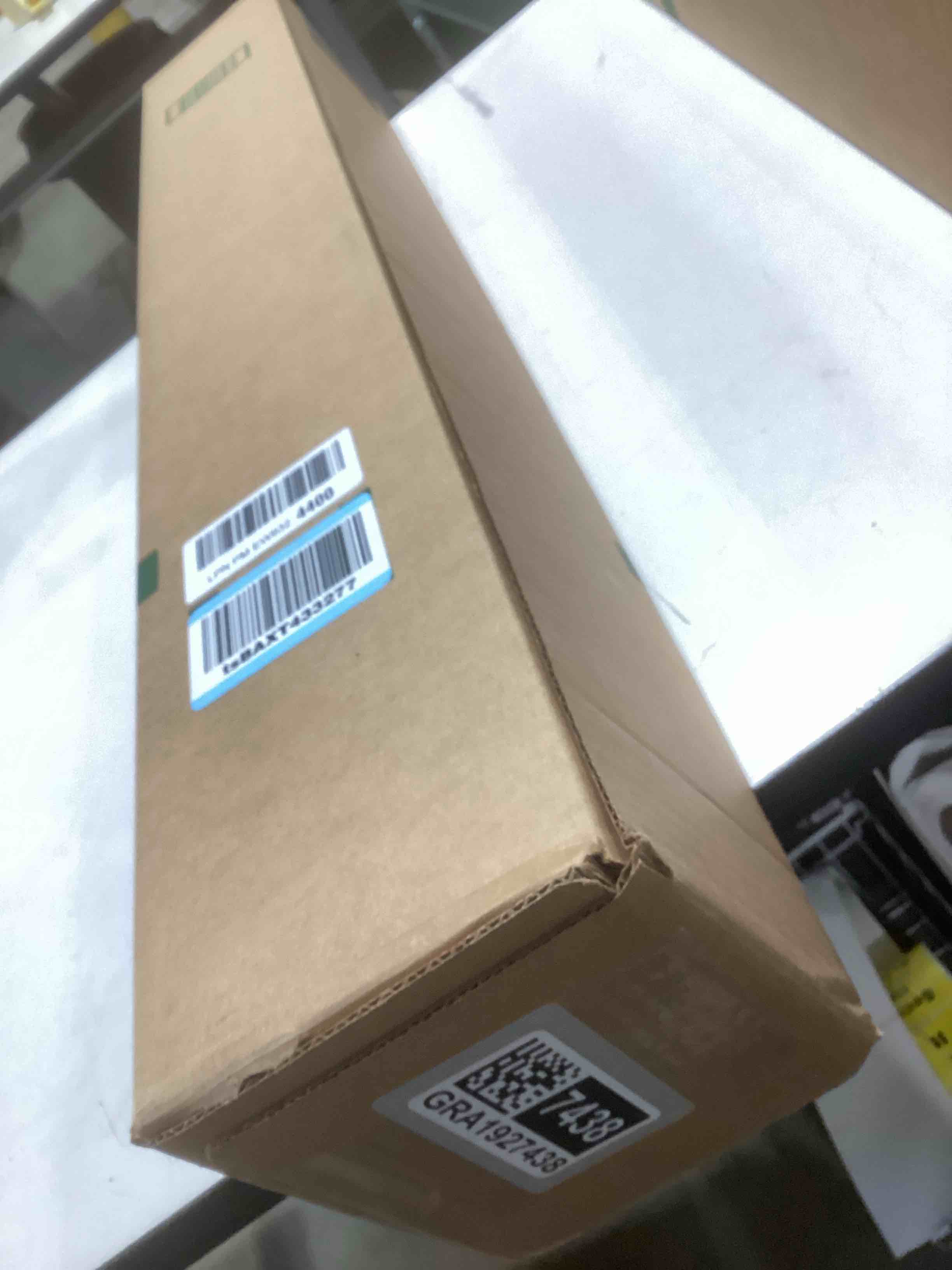 Condition photo showing Good Condition for Sportneer Pull Up Bar: Strength Training Chin up Bar without Screws - Adjustable 29.5''-37'' Width Locking Mechanism Pull-up Bar for Doorway - Max Load 440lbs for Home Gym Upper Body Workout, Non-slip