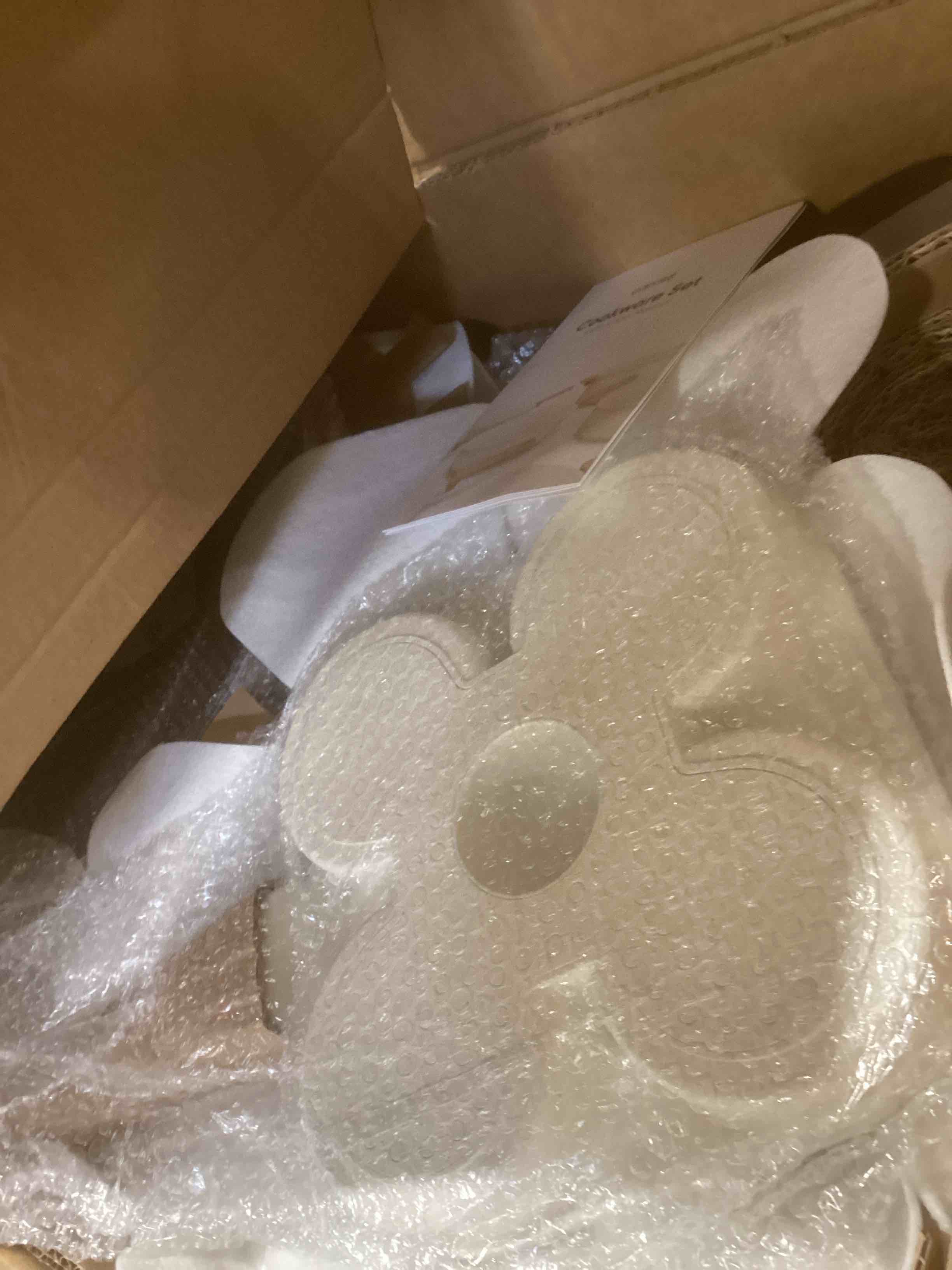 Condition photo showing Good Condition for CAROTE 21Pcs Pots and Pans Set, Nonstick Cookware Sets, White Granite Induction Cookware Non Stick Cooking Set w/Frying Pans & Saucepans(PFOS, PFOA Free) Cream White 21 Piece