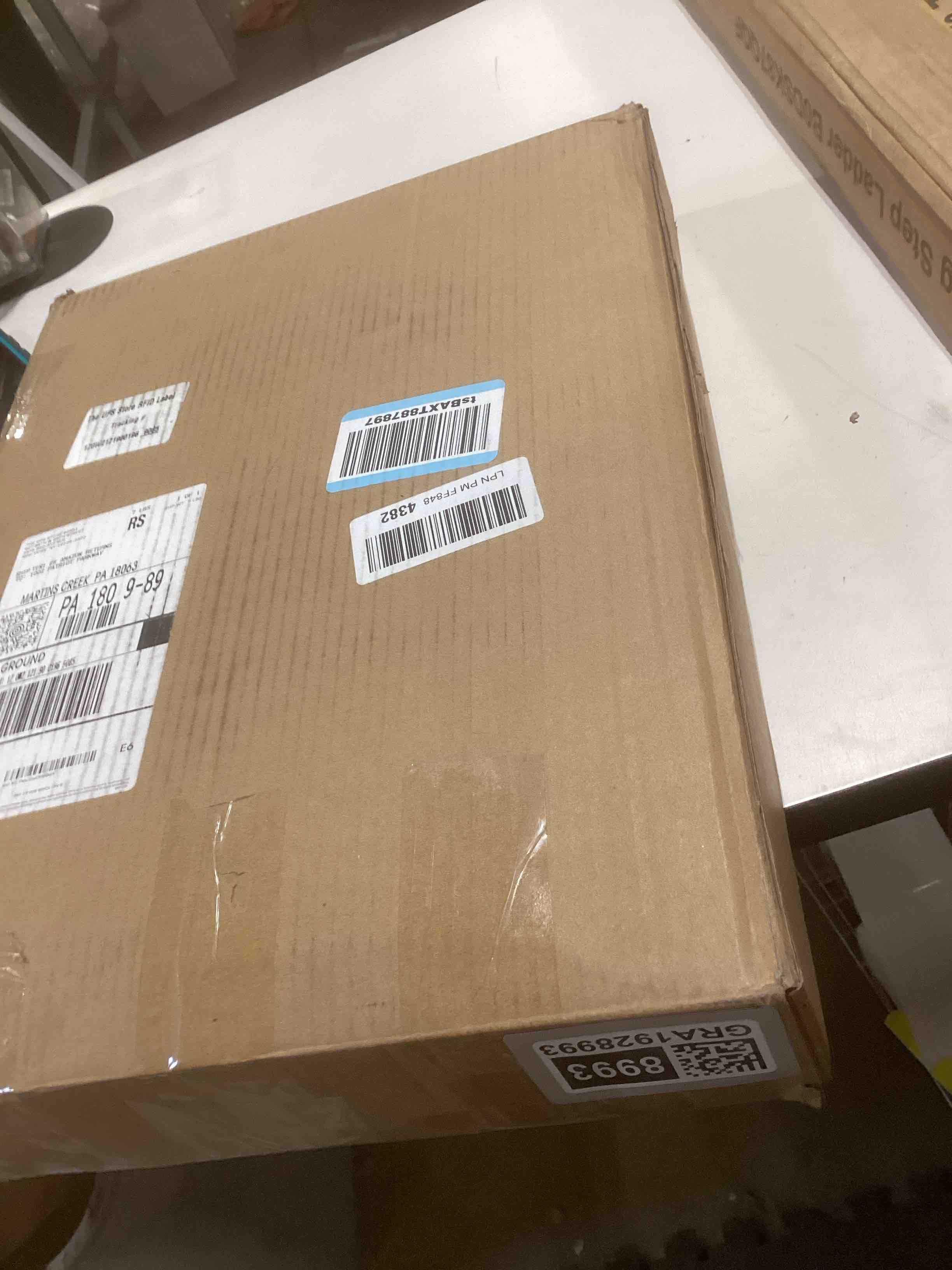 Condition photo showing Good Condition for SS114 Elongated Toilet Seat Compatible with TOTO SS113/SS154/SS224/SS204, Soft Close Elongated Toilet Seat, Traditional Toilet Seat Replacement with Toilet Bolts and Nut - Cotton White