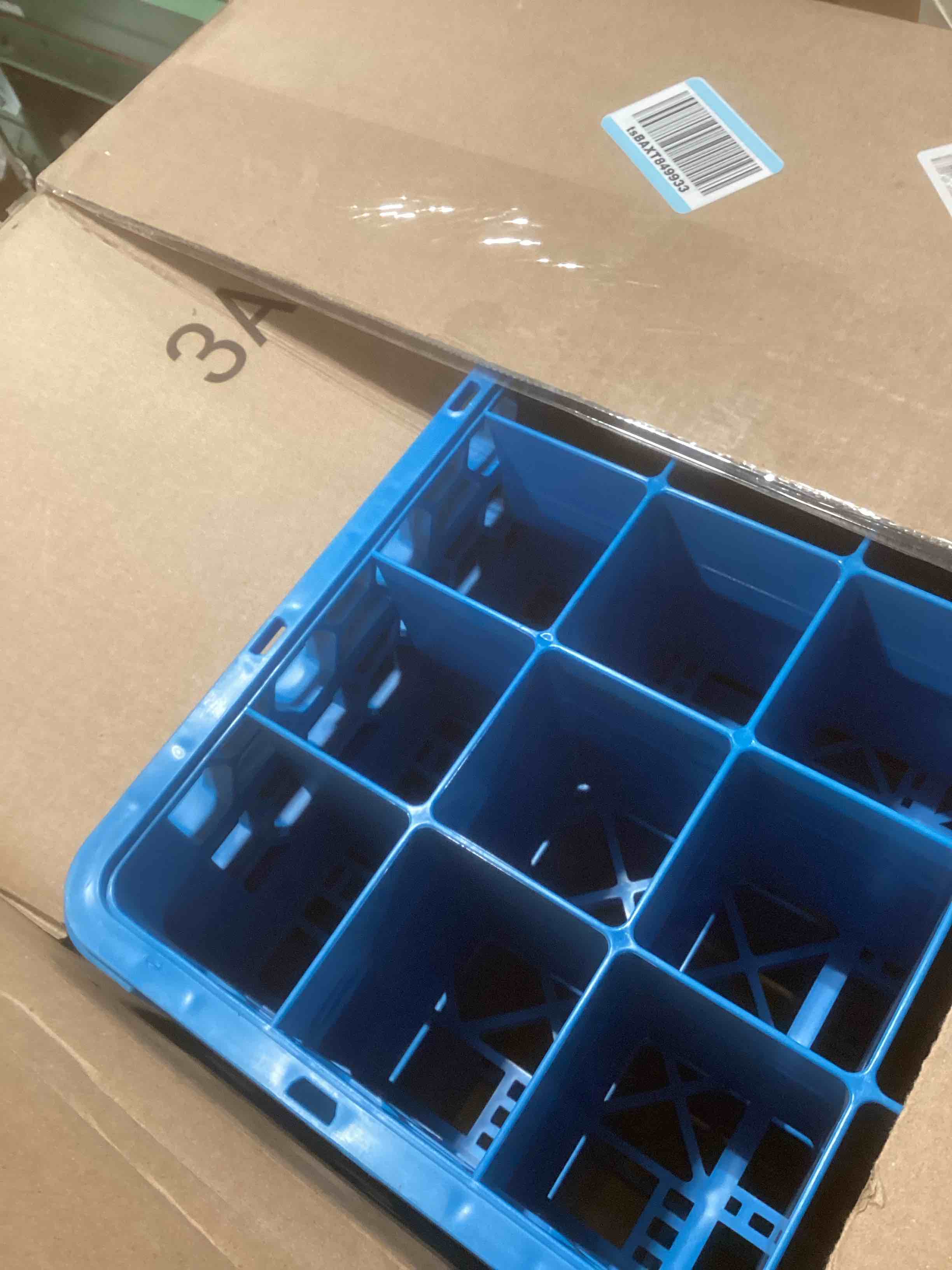 Condition photo showing Good Condition for Carlisle FoodService Products Opticlean Divided Glass Rack with 36 (4.75 x 2.91 Inch) Compartments for Kitchen and Restaurant, Plastic, 19.88 x 19.88 x 5.50 Inches, Blue
