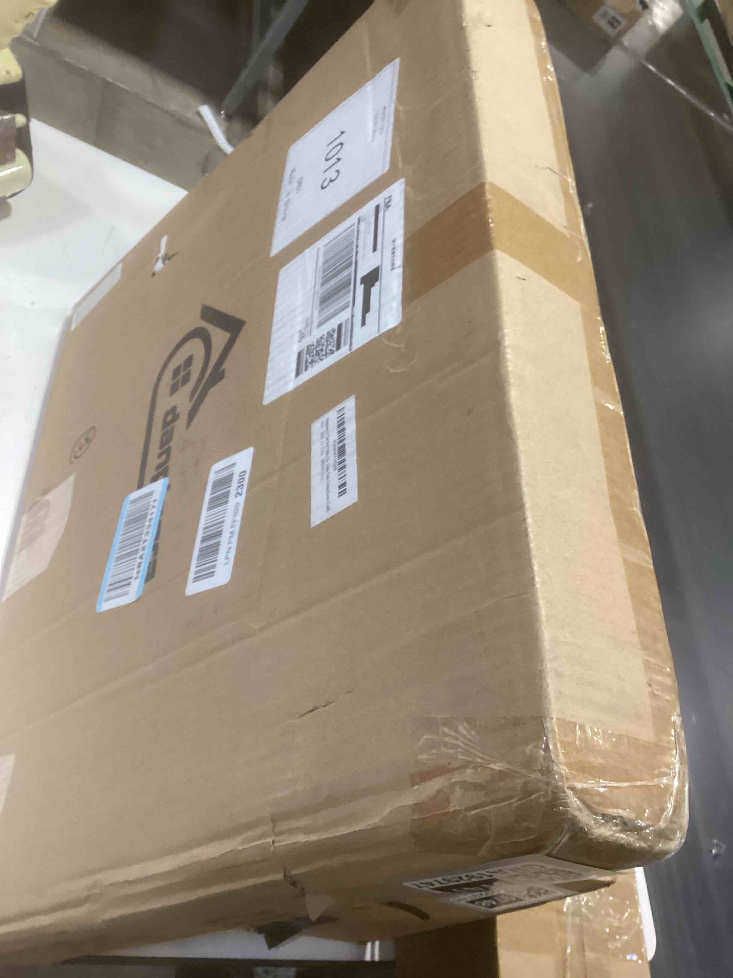 Condition photo showing Good Condition for danpinera 2-Tier End Table, Outdoor Side Table Metal Round Side Table with Removable Tray, Small Folding Accent Table, Anti-Rust Nightstand for Bedroom Balcony Patio Living Room (Gold) Gold 1