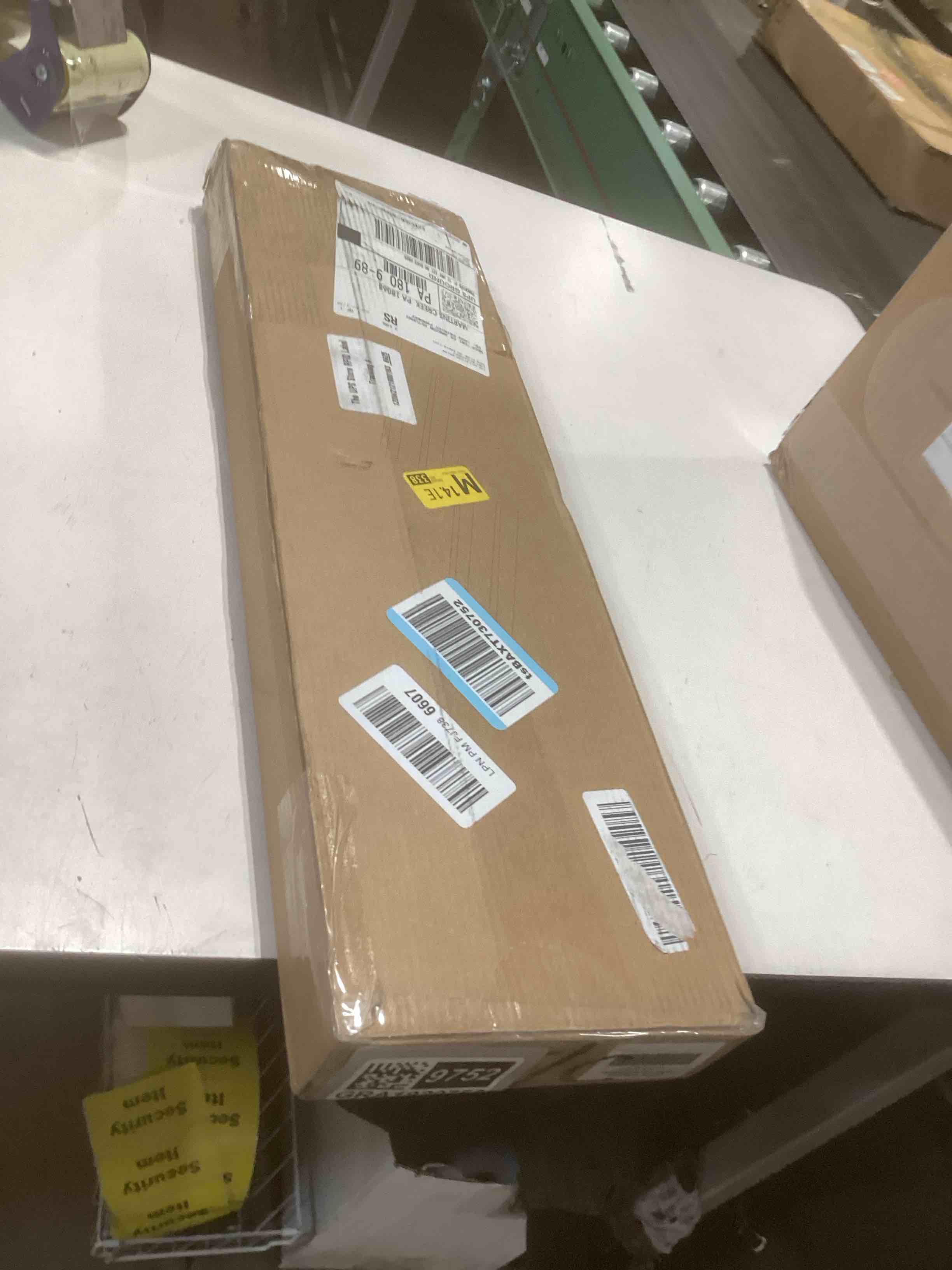 Condition photo showing Good Condition for Love-KANKEI Floating Shelves Wall Mounted Set of 2, 24 Inch Wood Storage Wall Shelves for Bedroom Living Room Bathroom Kitchen Office and More White White 24 inch