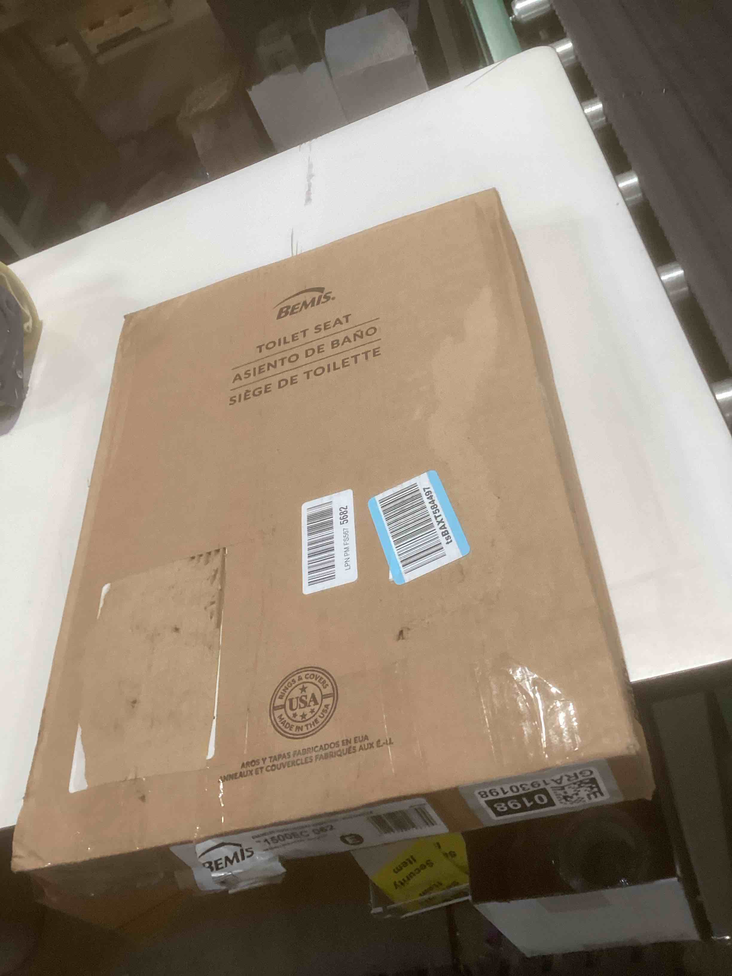 Condition photo showing Good Condition for Bemis 1500EC Lift-Off Wood Elongated Toilet Seat  Available in Various Colors