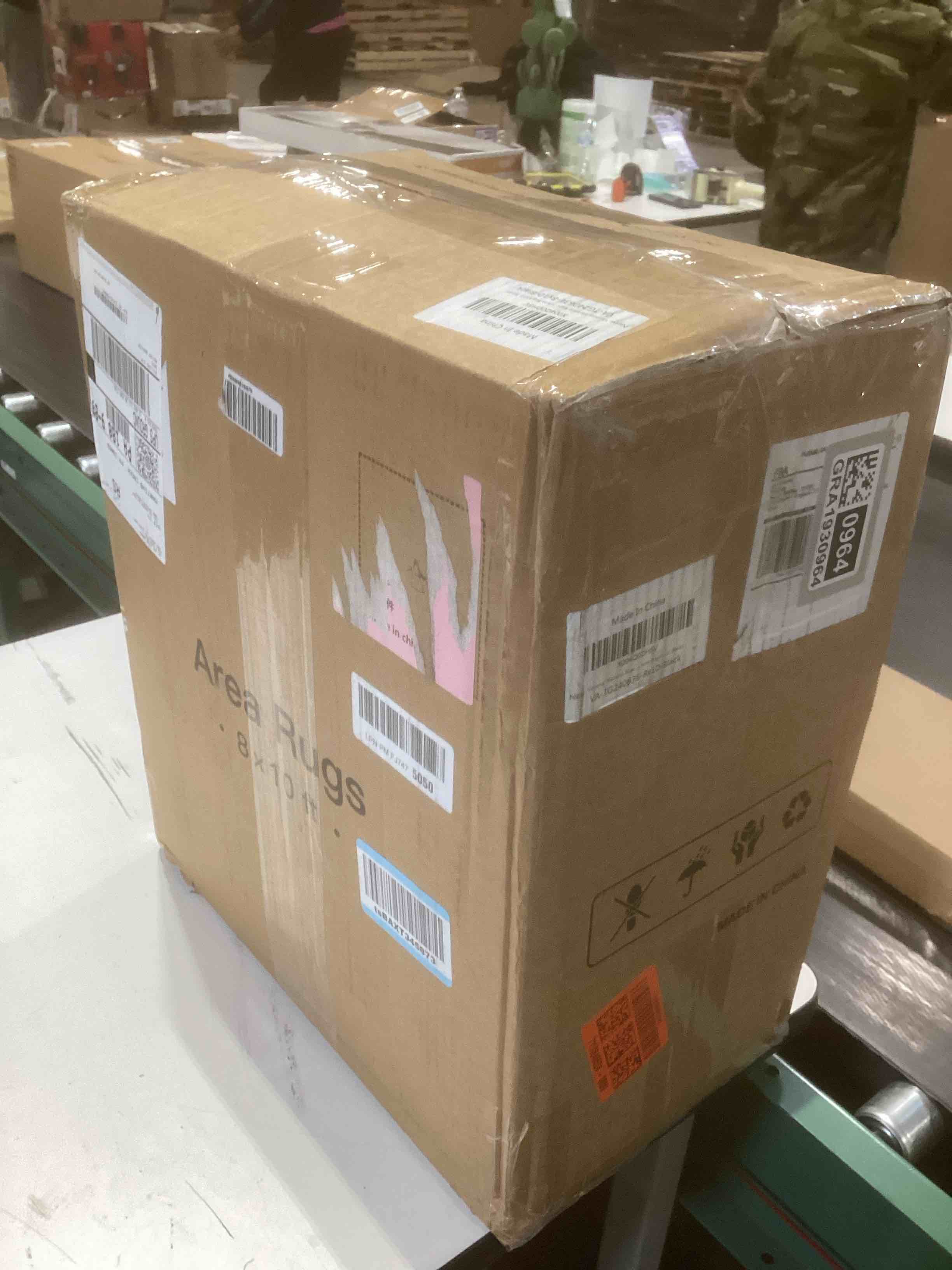 Condition photo showing Good Condition for Valenrug Washable Rugs 8x10 - Non Slip 8x10 Area Rugs for Living Room, Stain Resistant Area Rugs for Bedroom, Foldable Machine Washable Area Rug(8'x10', Black) 09-black 8' x 10' (Rectangular)