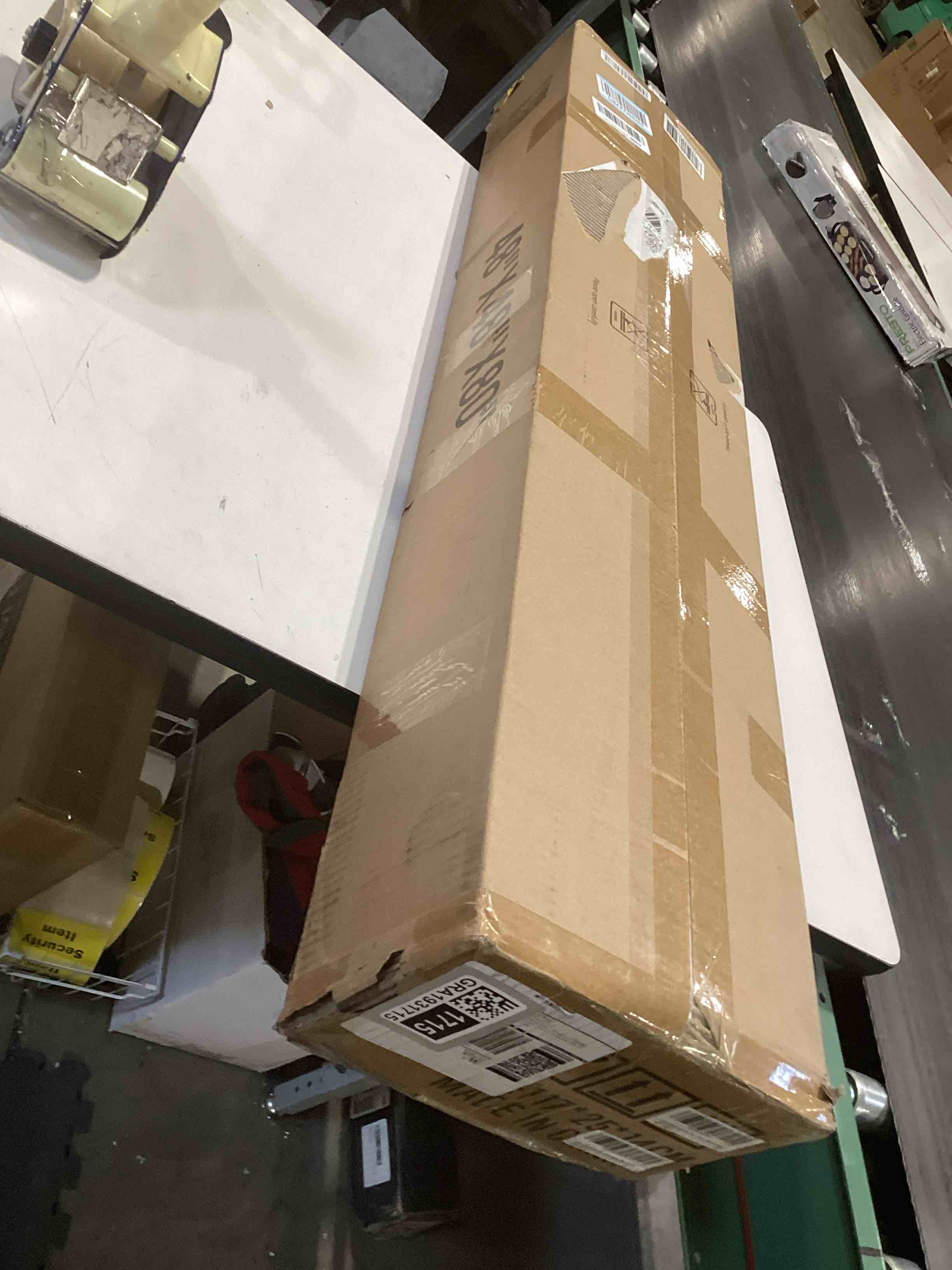 Condition photo showing Good Condition for MELONFARM 4x4 Grow Tent, 48"x48"x80'' High Reflective 600D Diamond Mylar Canvas with Observation Window and Floor Tray for Hydroponic Indoor Plant Growing